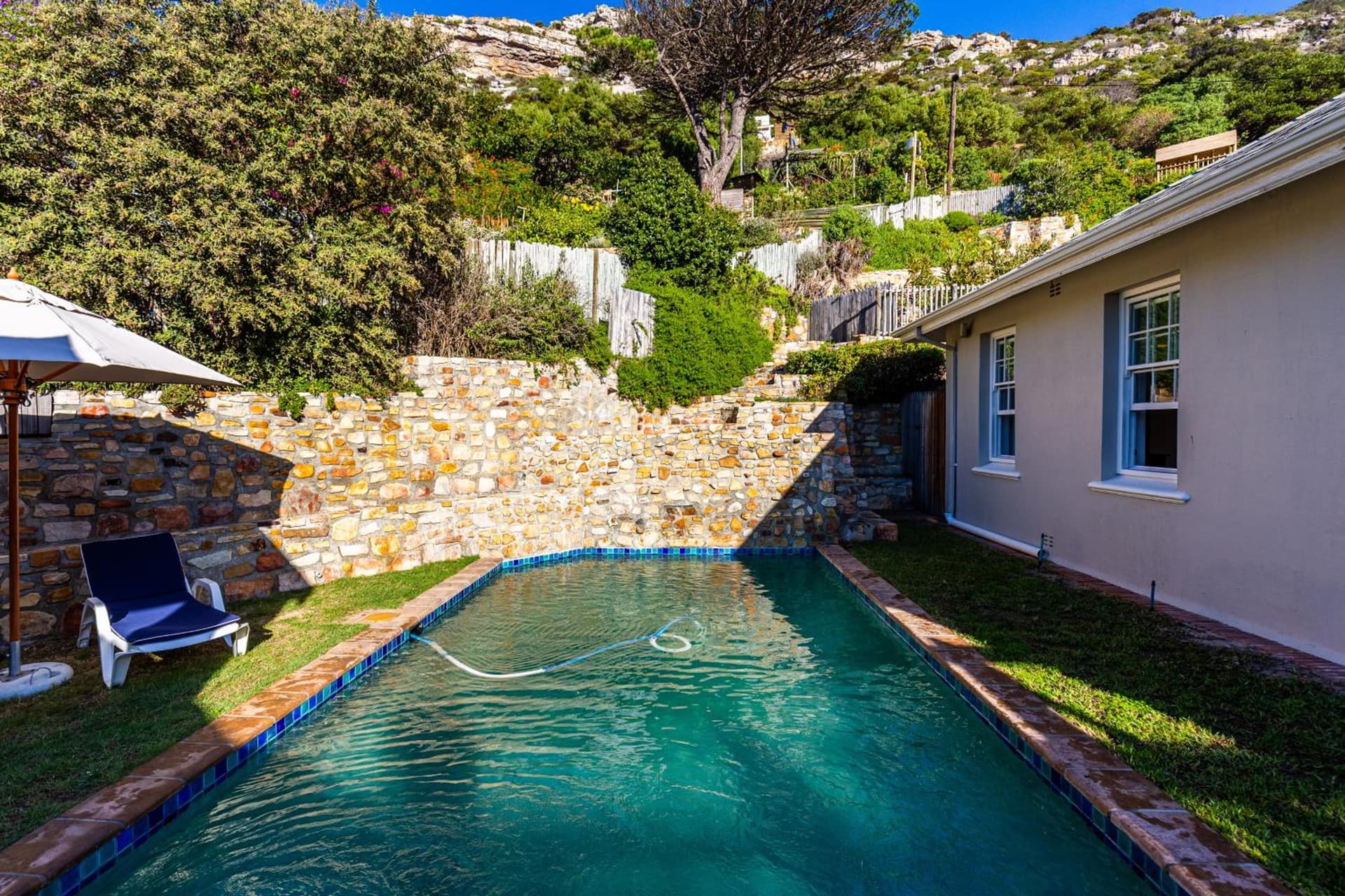 Zonnendal Family Home in charming Kalk Bay