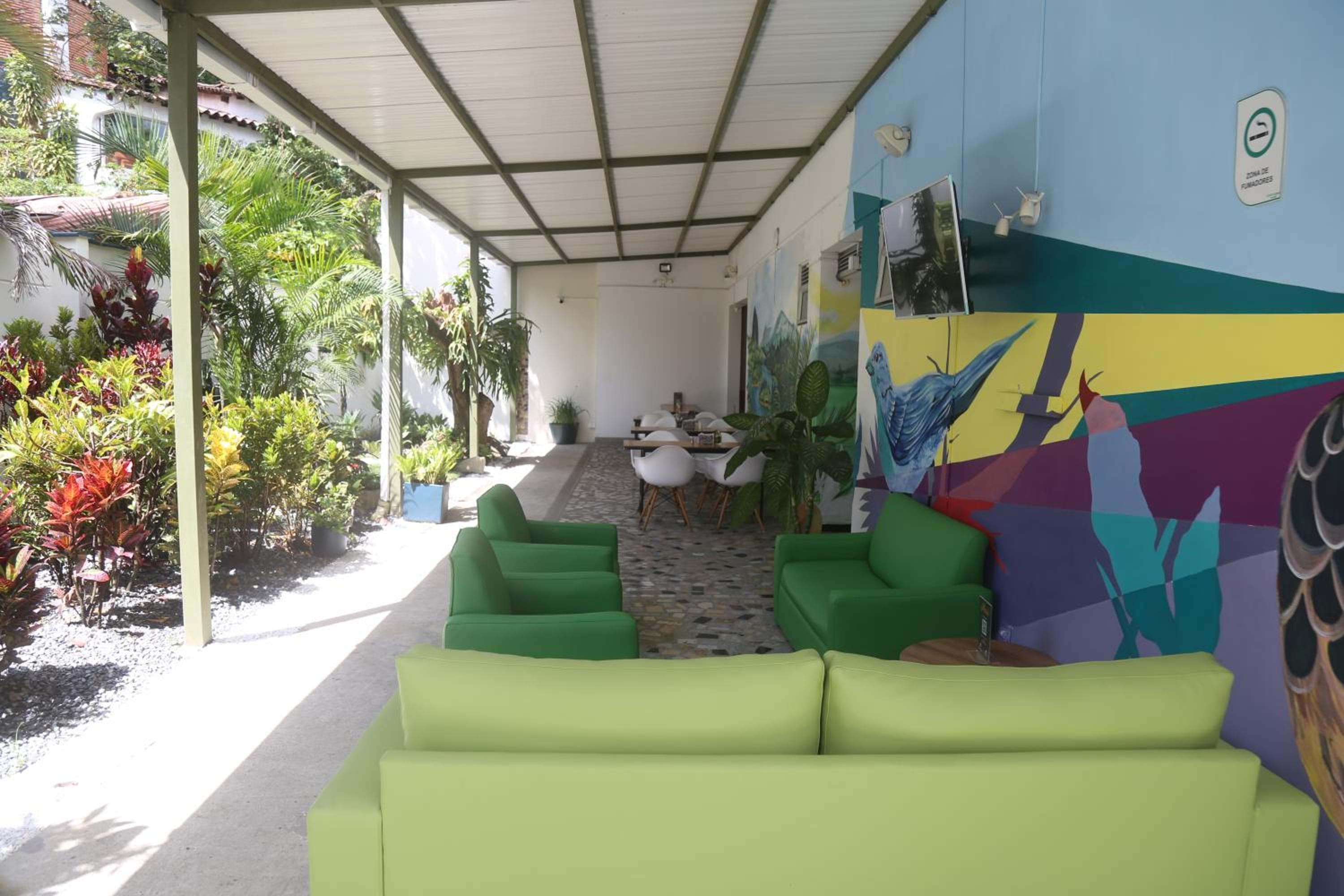 Greenview Medellin By St Hoteles