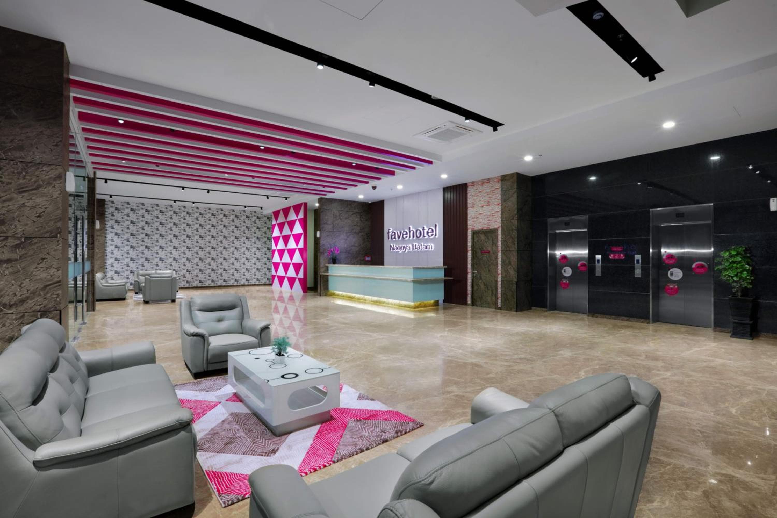 Favehotel Nagoya - Batam