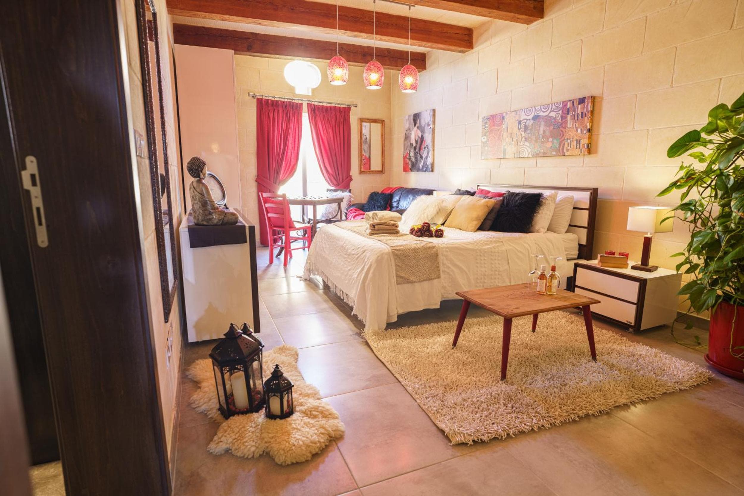 Ajuga Luxury Boutique B&B