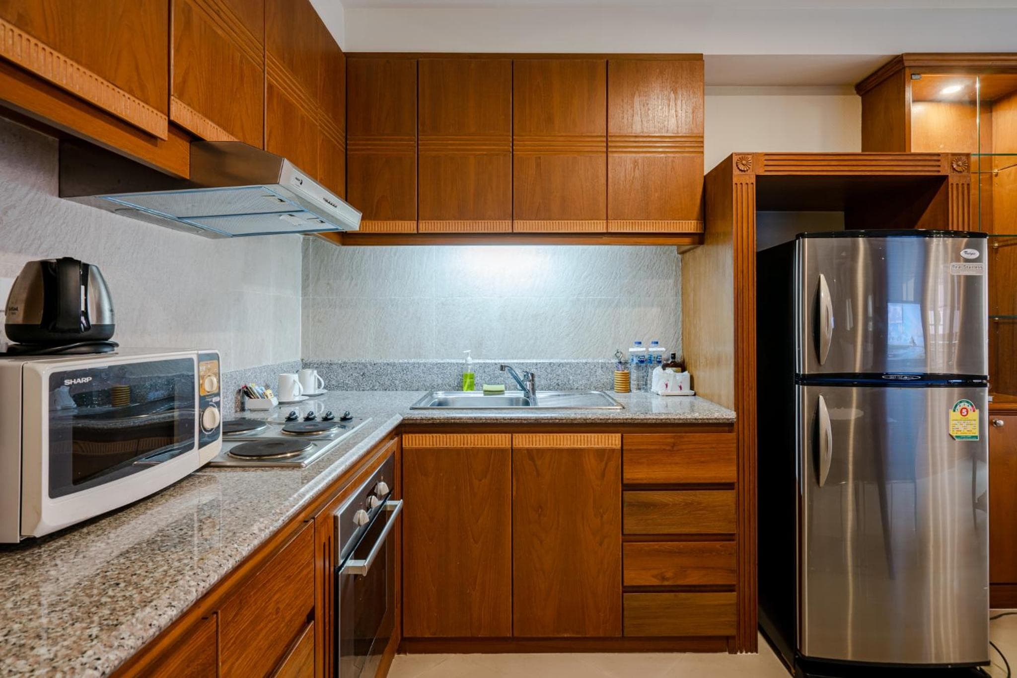 Whitehouse Condotel
