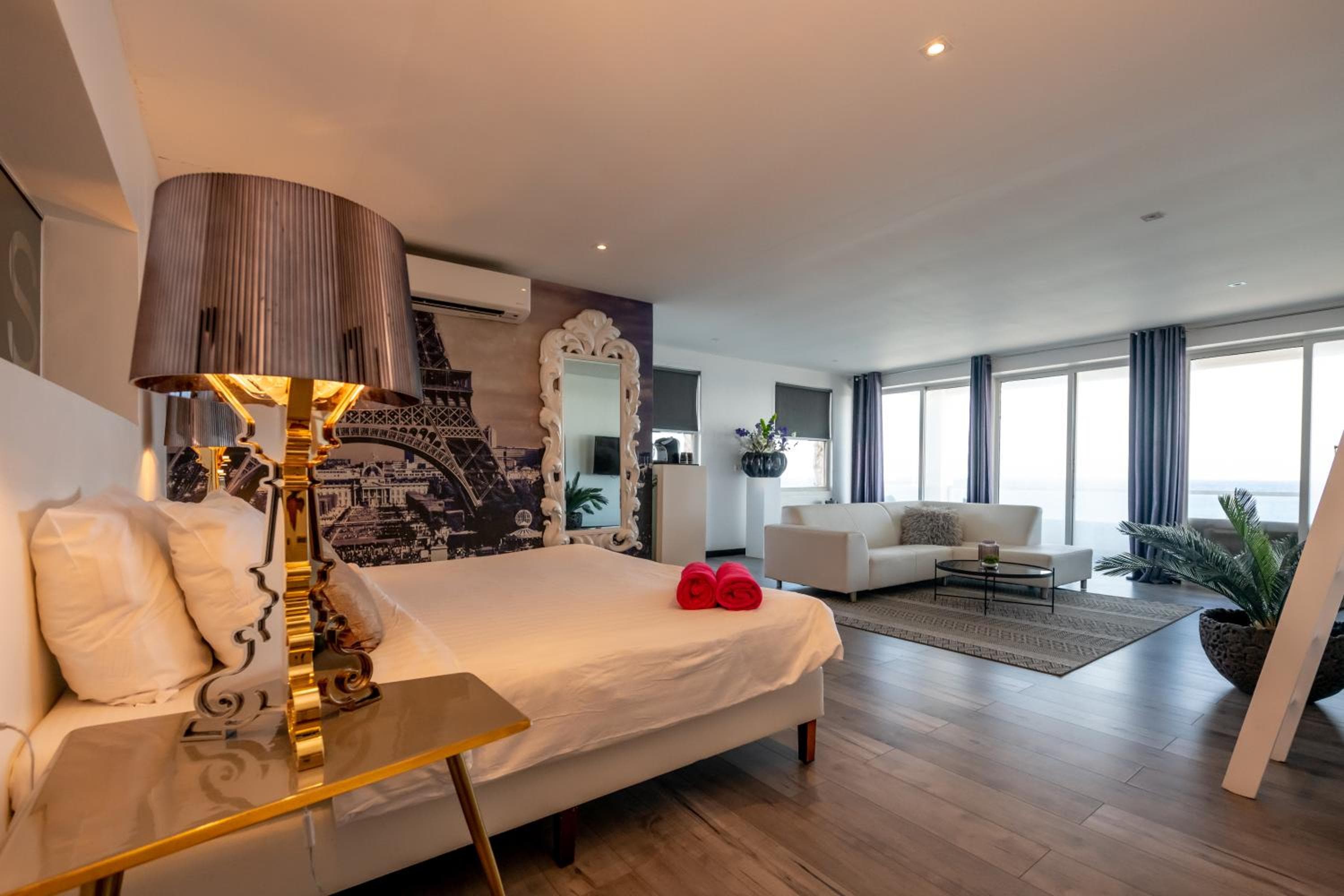 Saint Tropez Boutique Hotel