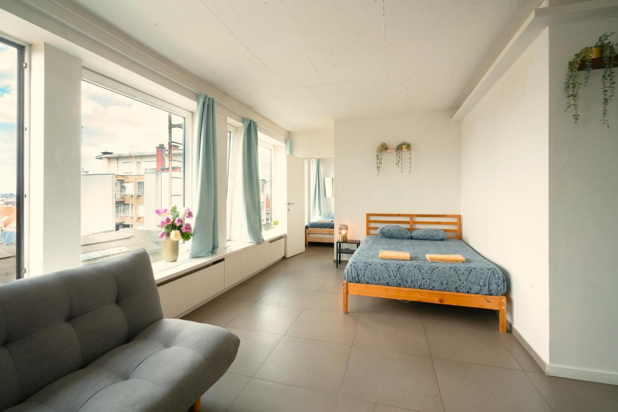 Antwerp Central Apartment for 7