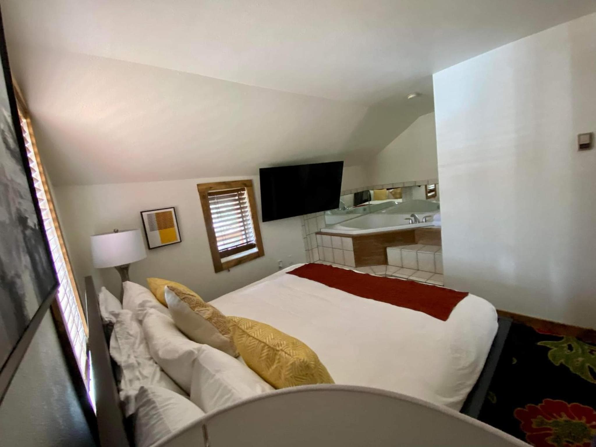 Green Mountain Falls Lodge