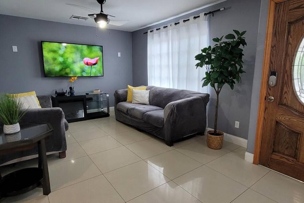 K - Fully remodeled and professionally decorated