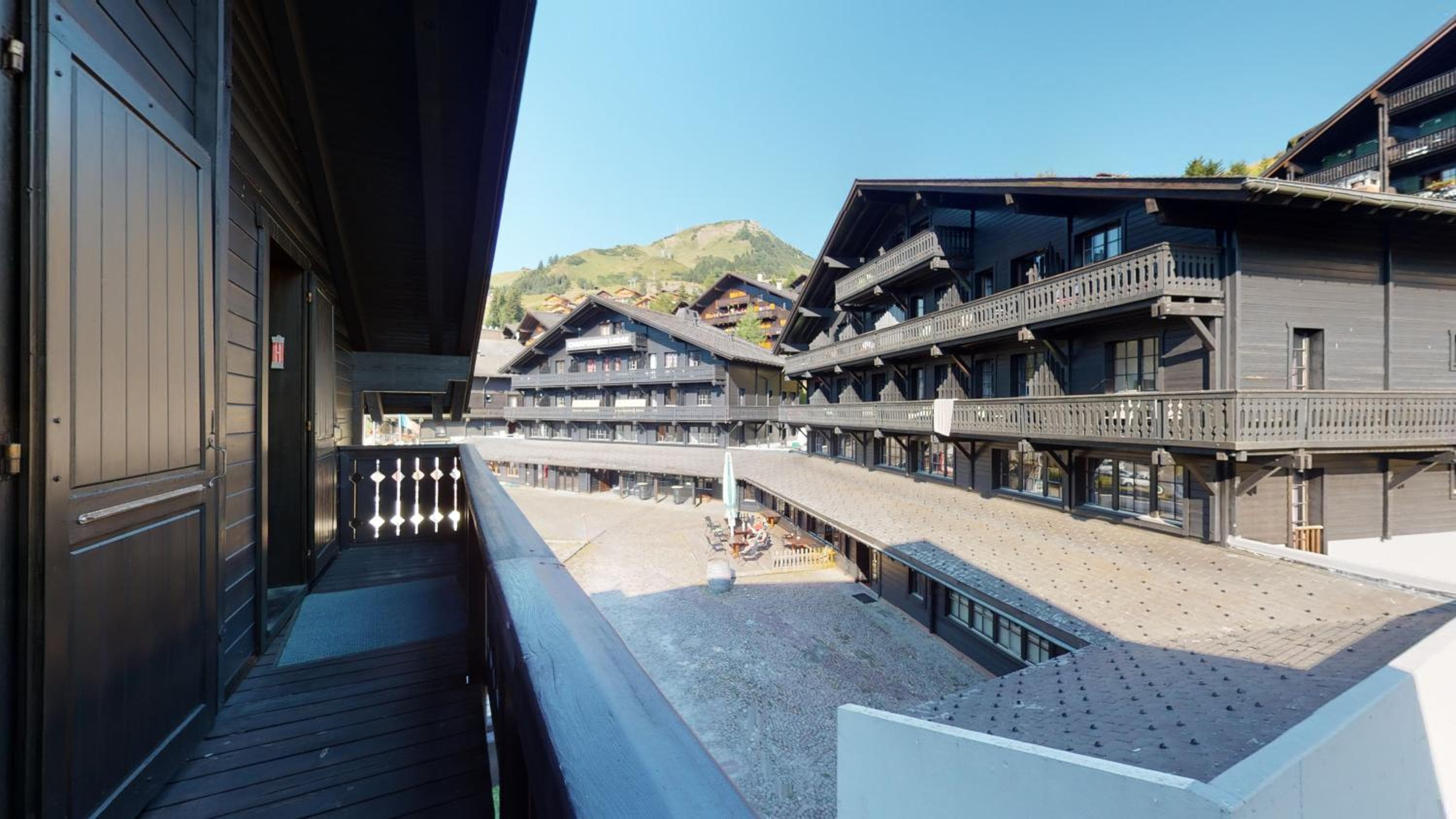 Beautiful apartment for 4 people with a splendid view of les Dents du Midi