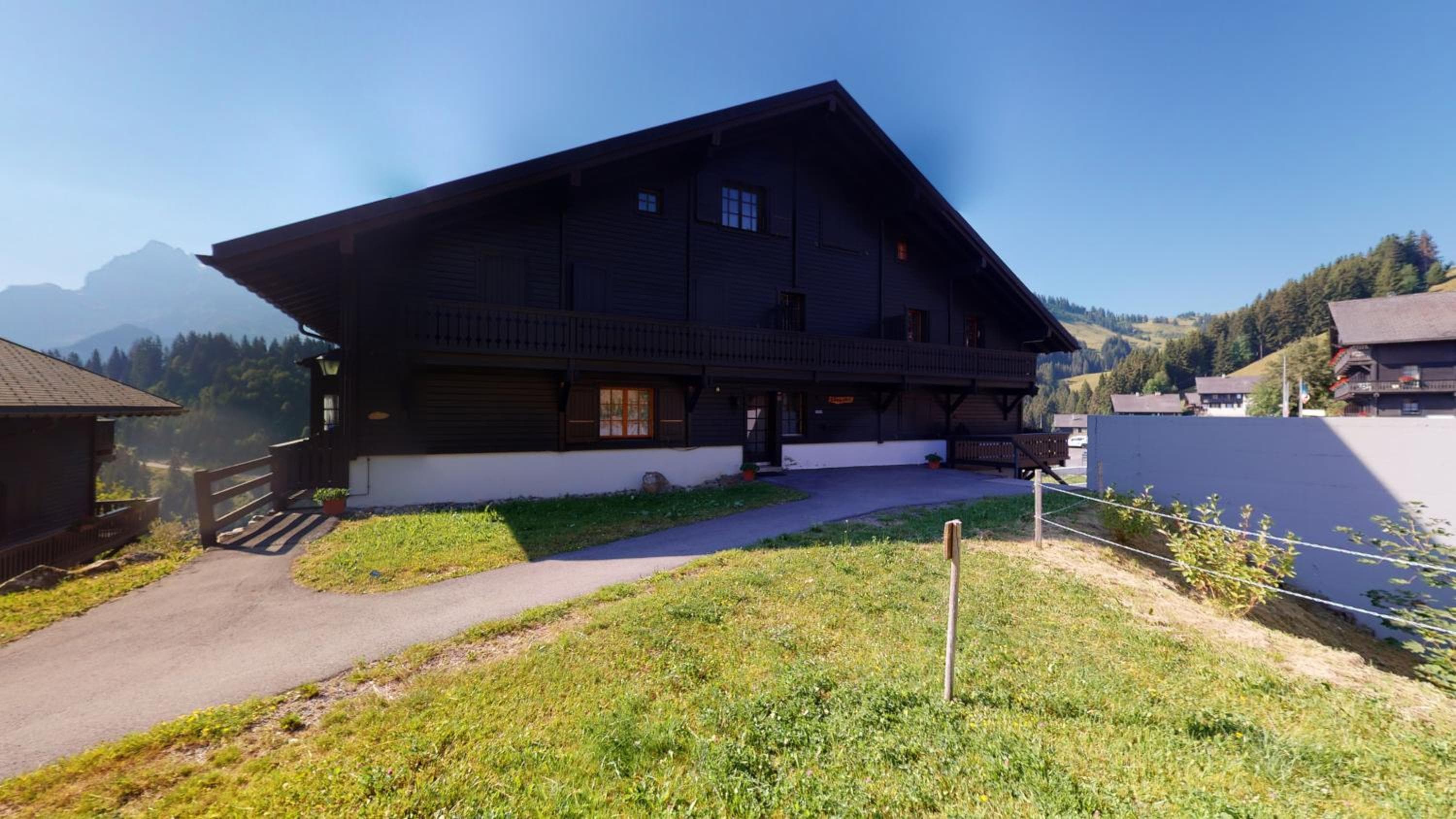 Beautiful apartment for 4 people with a splendid view of les Dents du Midi