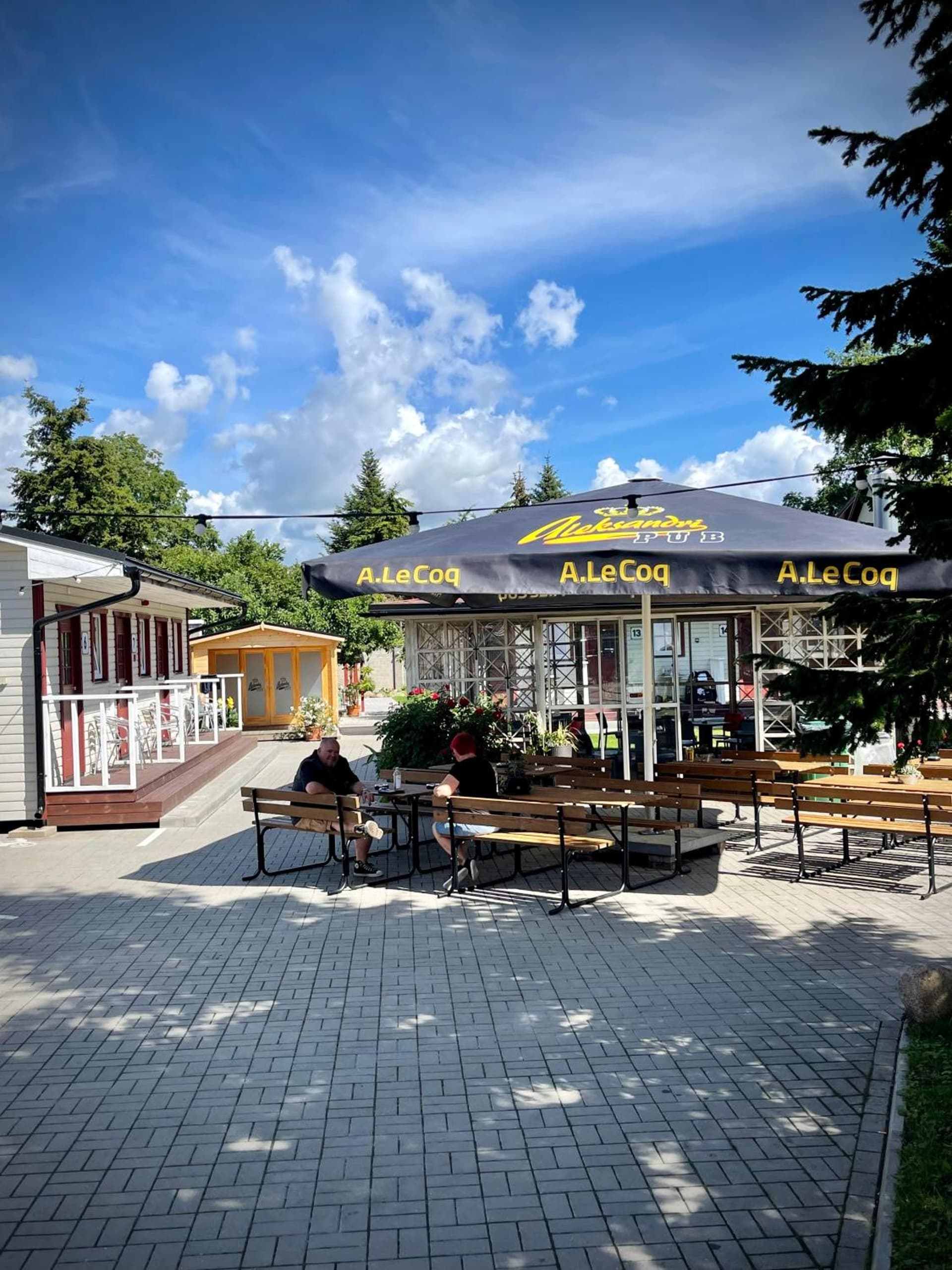 Aleksandri Guesthouse