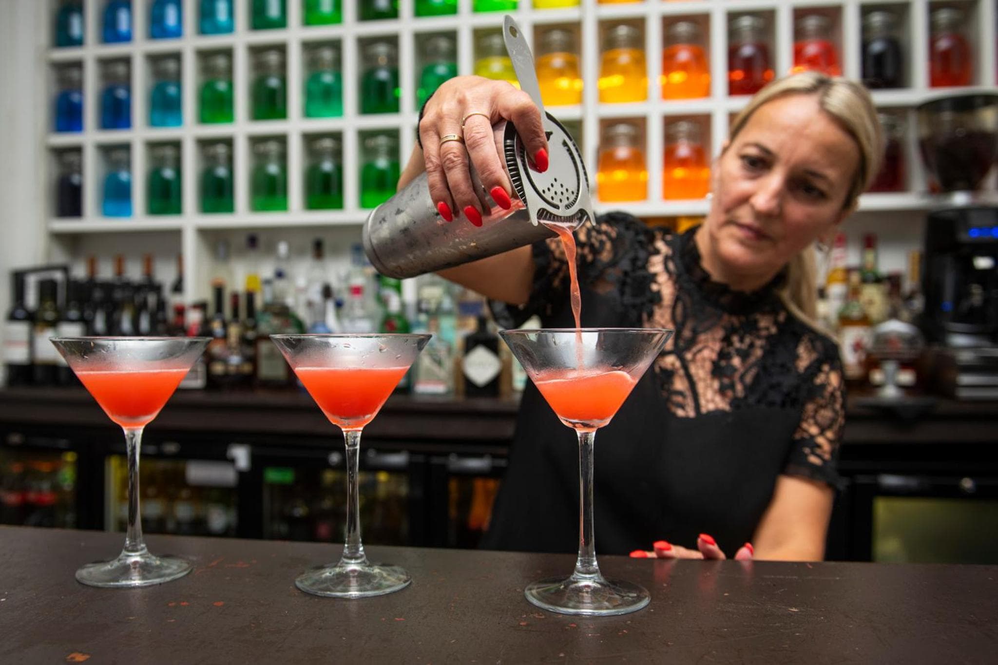 bar