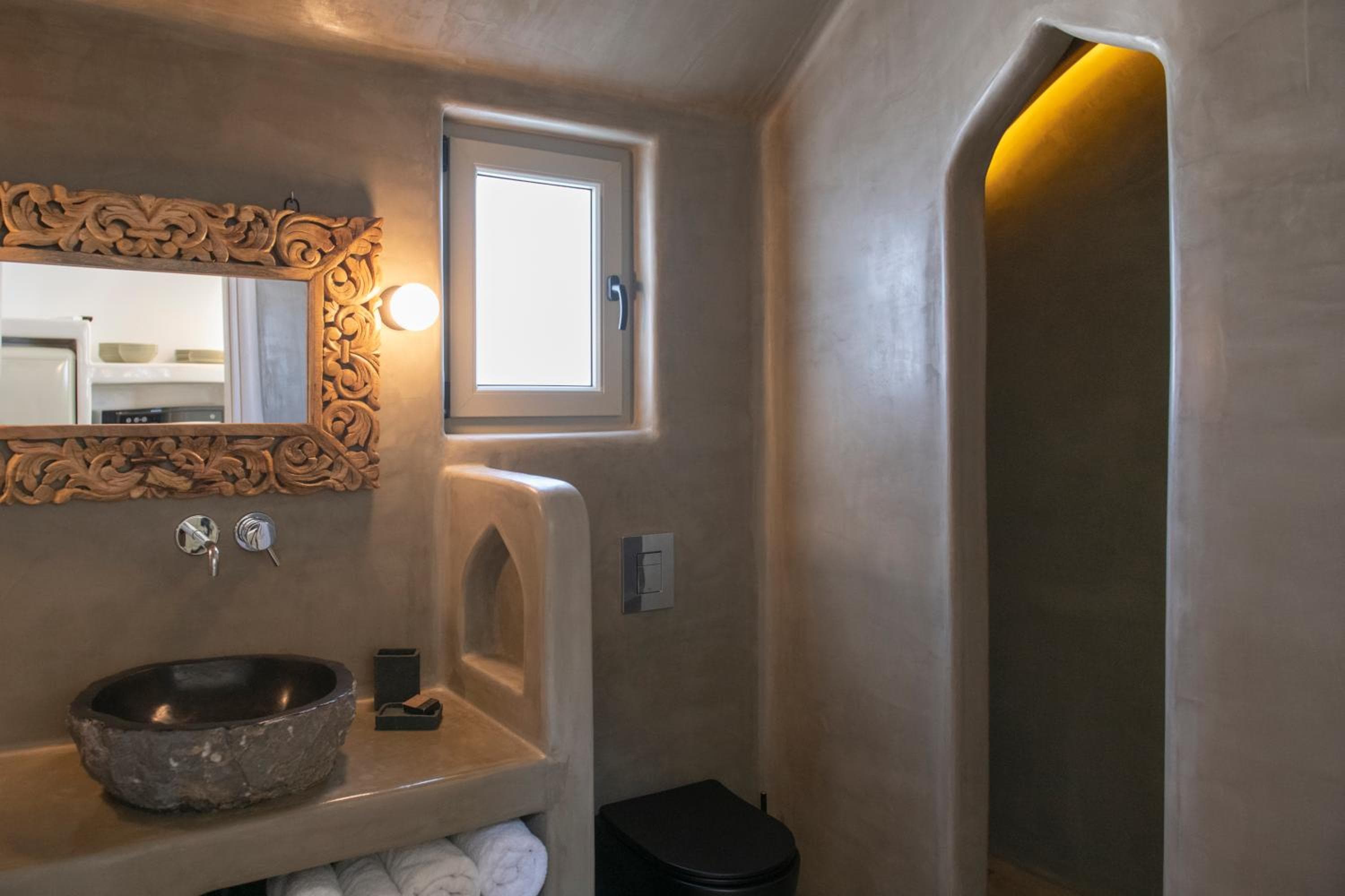 AVAL All Suite