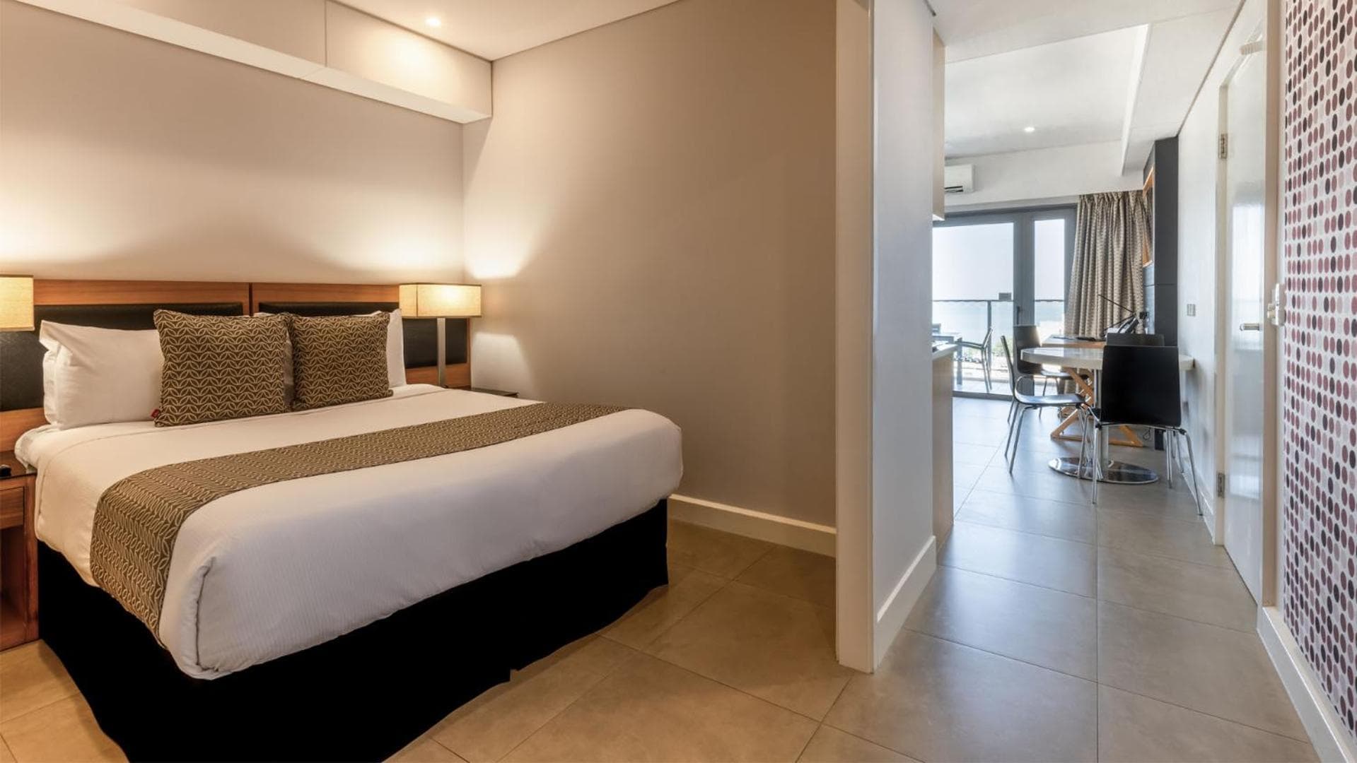 Oaks Darwin Elan Hotel