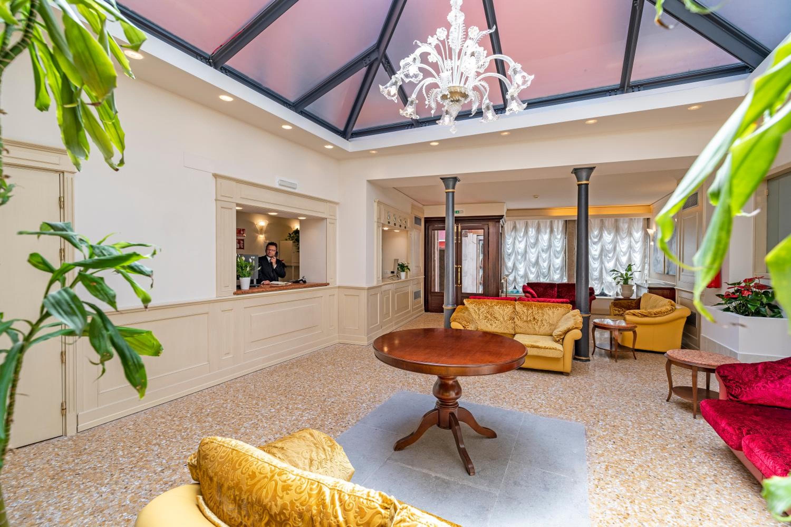 recepcion & lobby