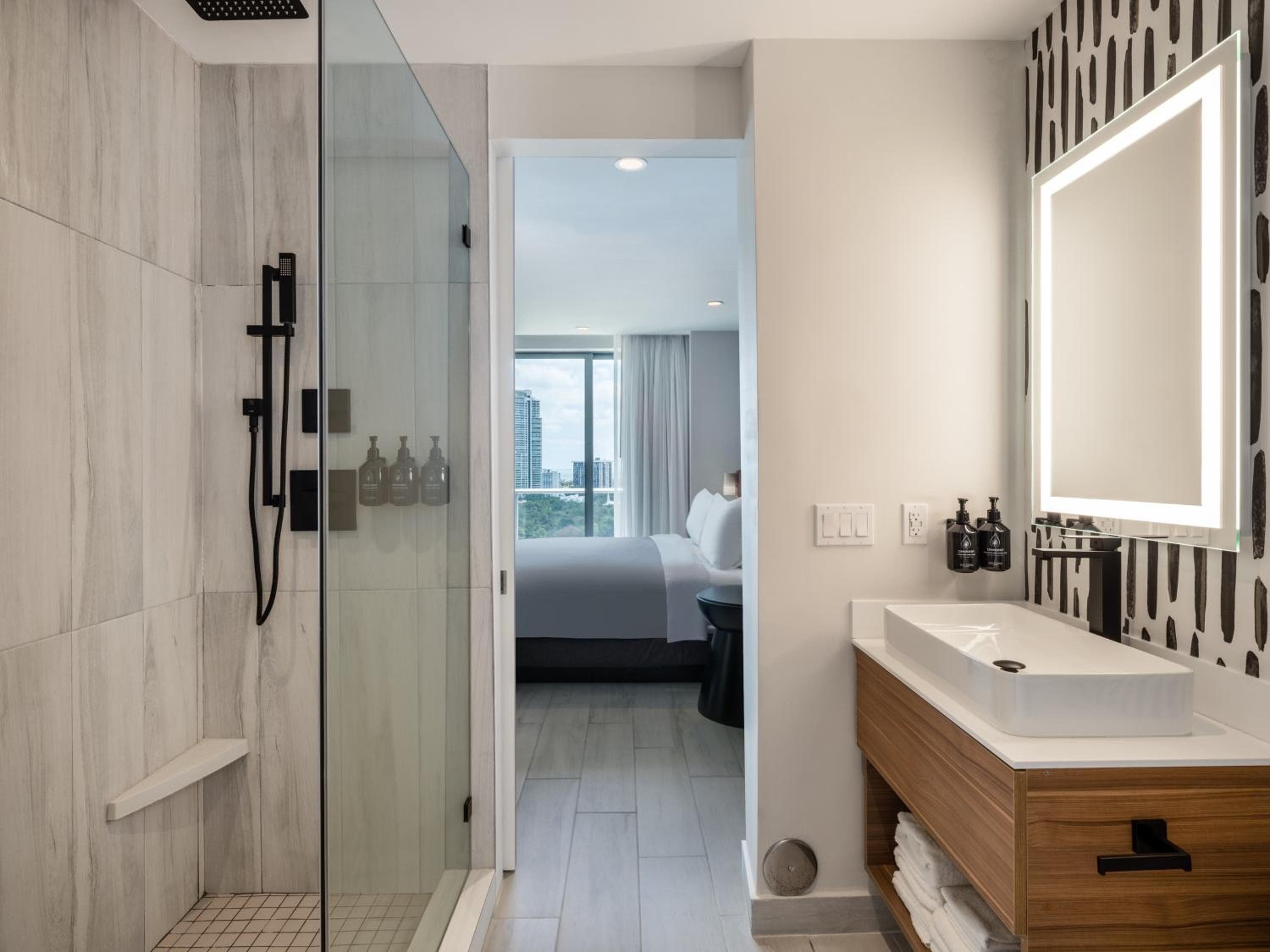 Atwell Suites Miami Brickell by IHG