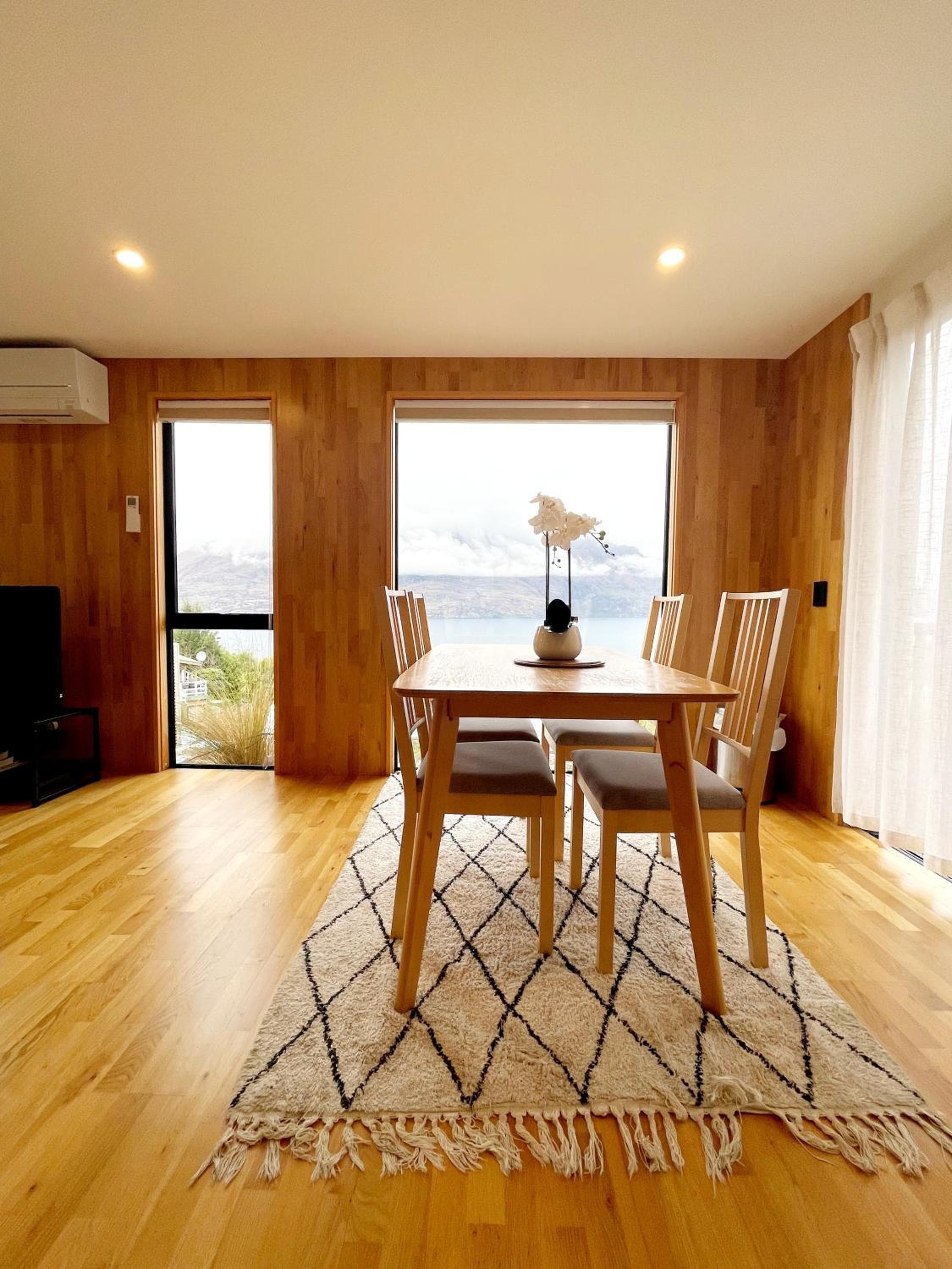Lakeview Unit
