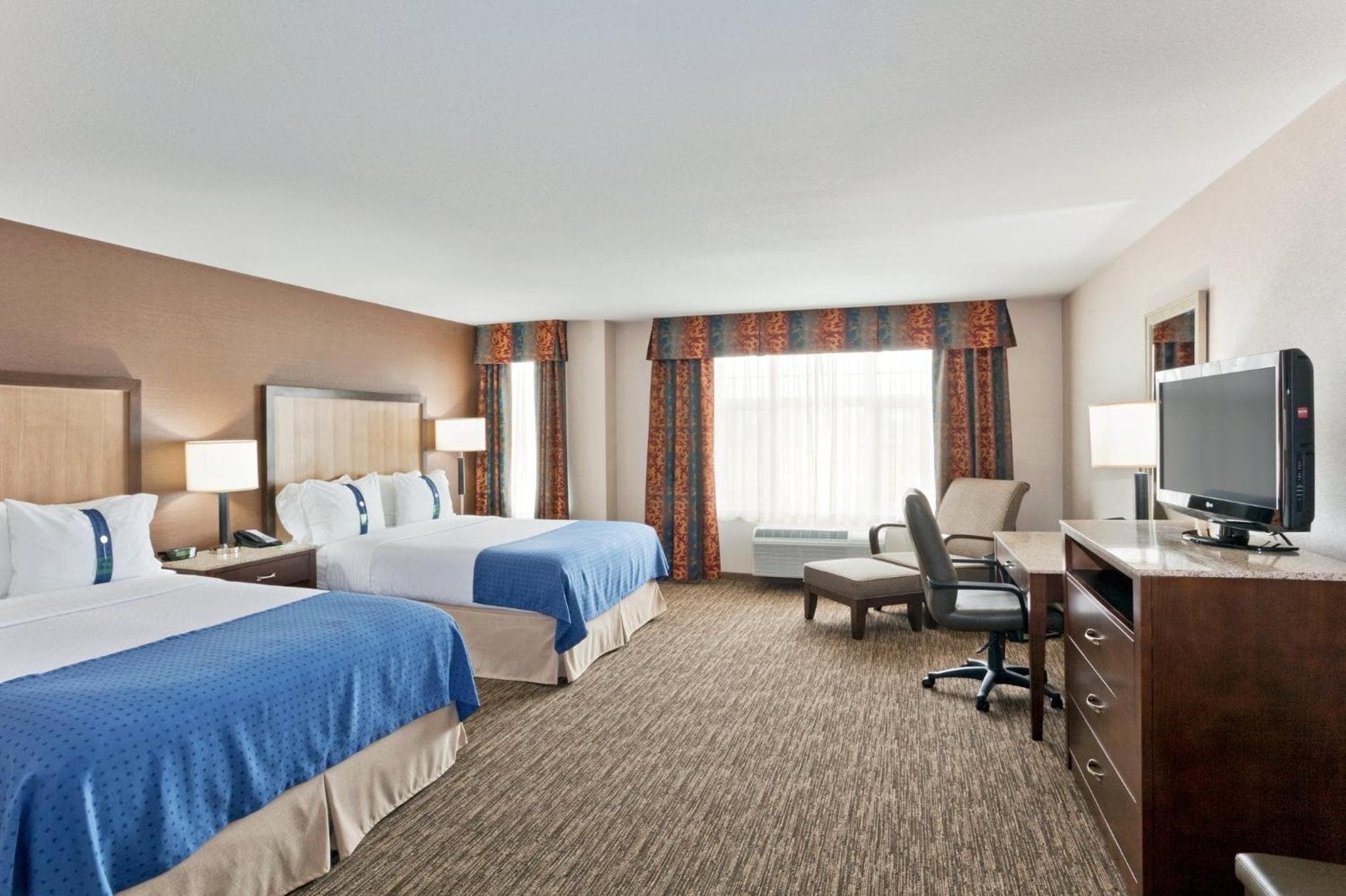 Holiday Inn Hotel & Suites Surrey East - Cloverdale by IHG