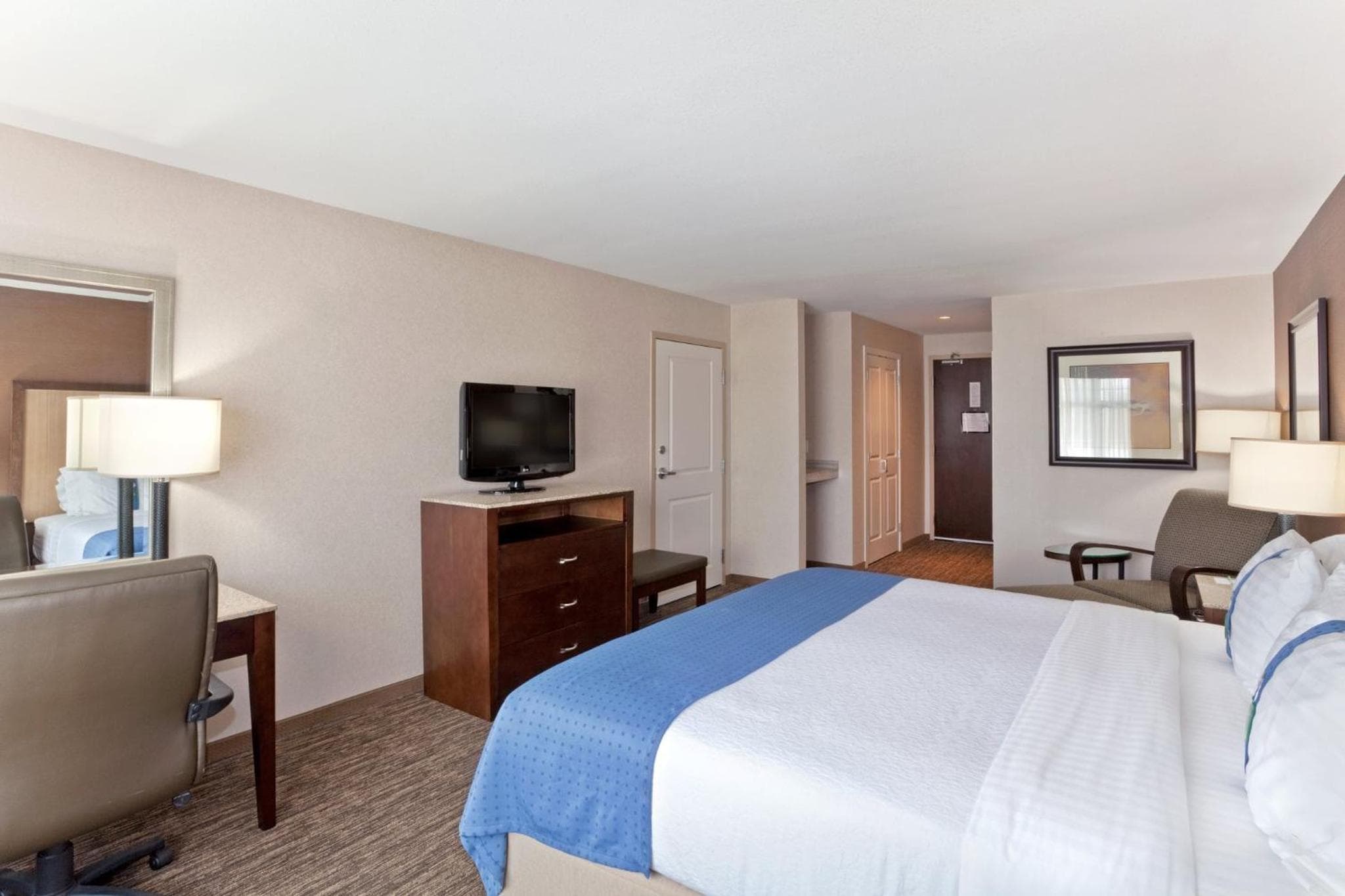 Holiday Inn Hotel & Suites Surrey East - Cloverdale by IHG