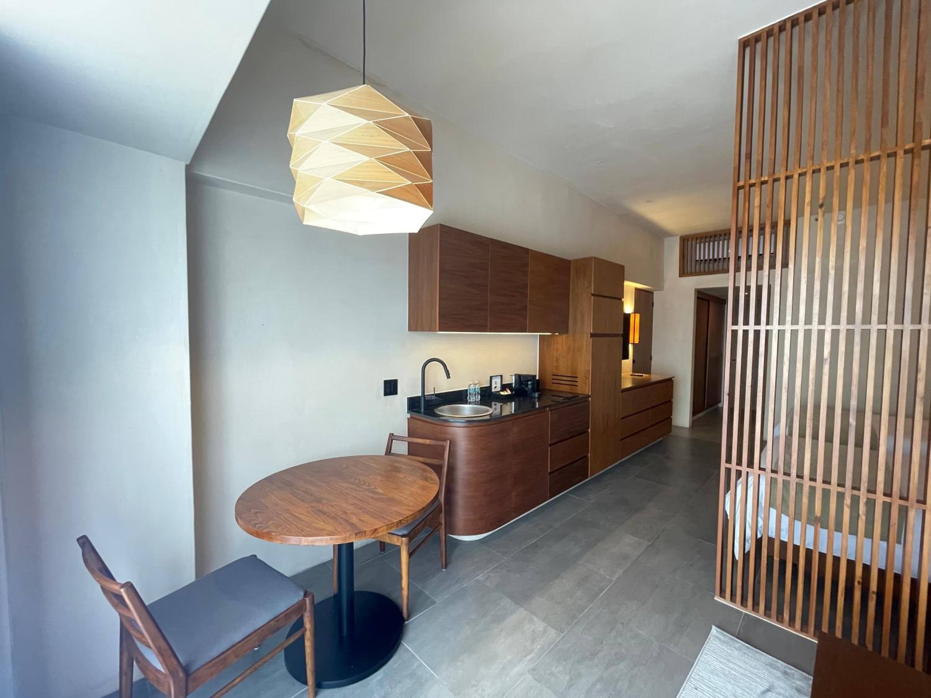 Hive Cancun by G Hotels