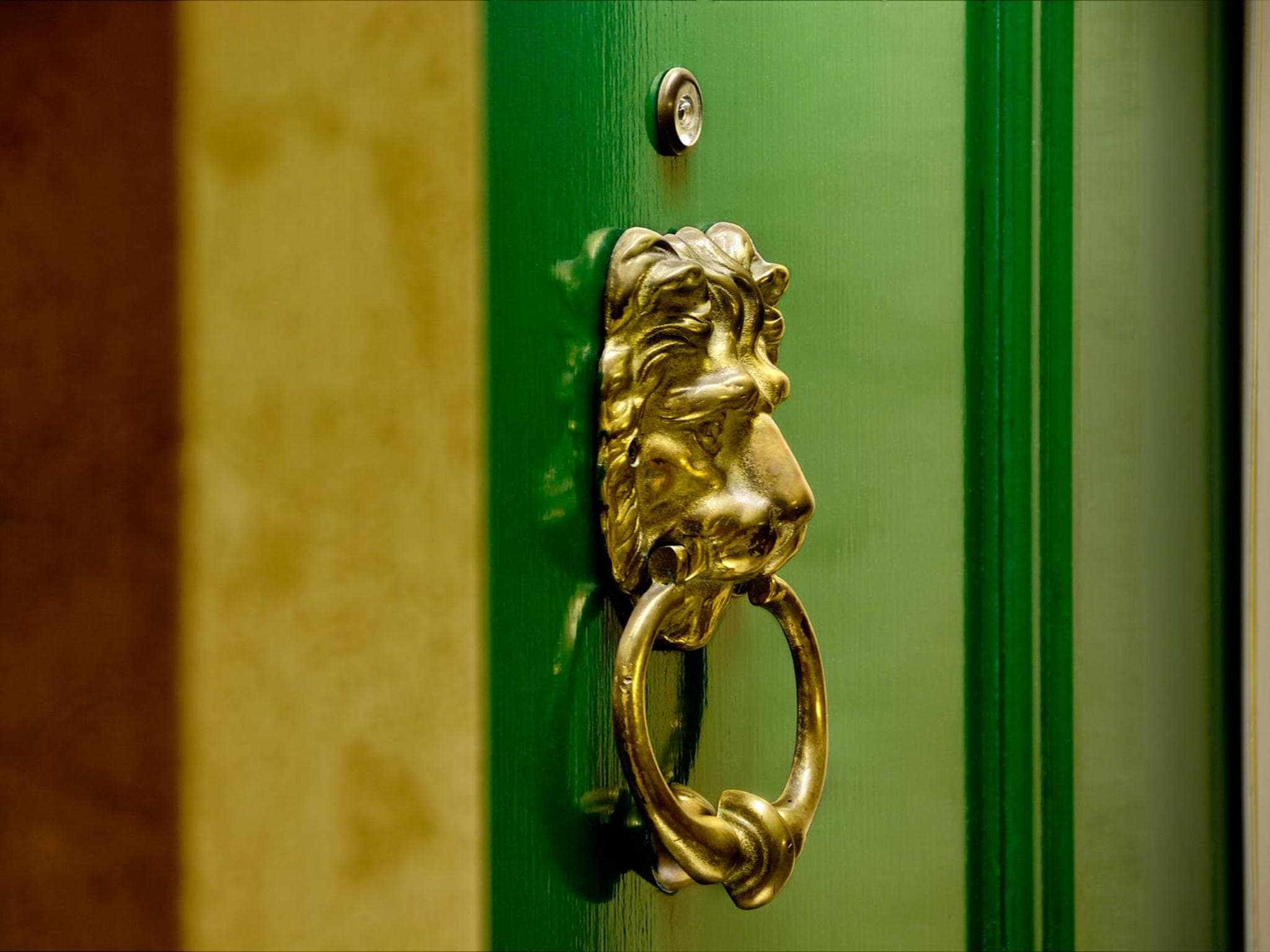 Royal Scot Hotel & Suites, Trademark Collection by Wyndham