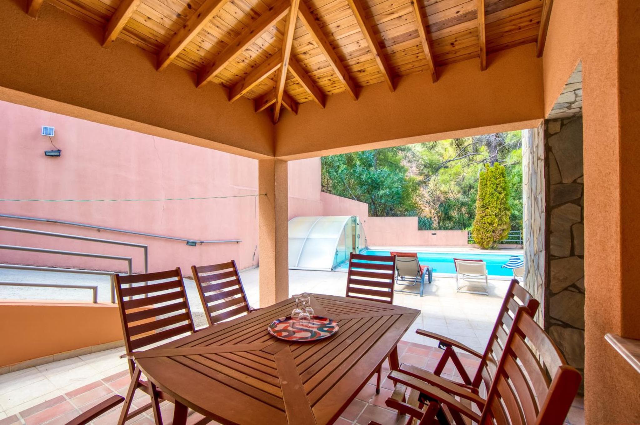 Villa Hillcrest Panorama by Ezoria Villas