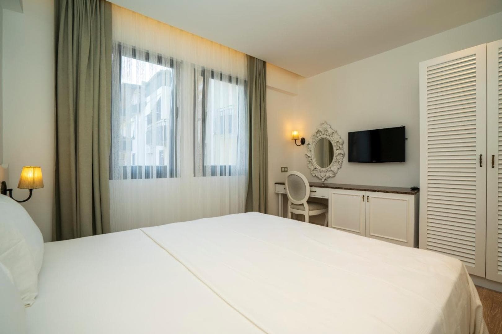 Channel Suites