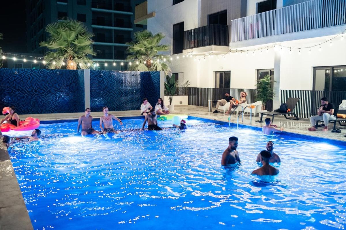 swimming pool
