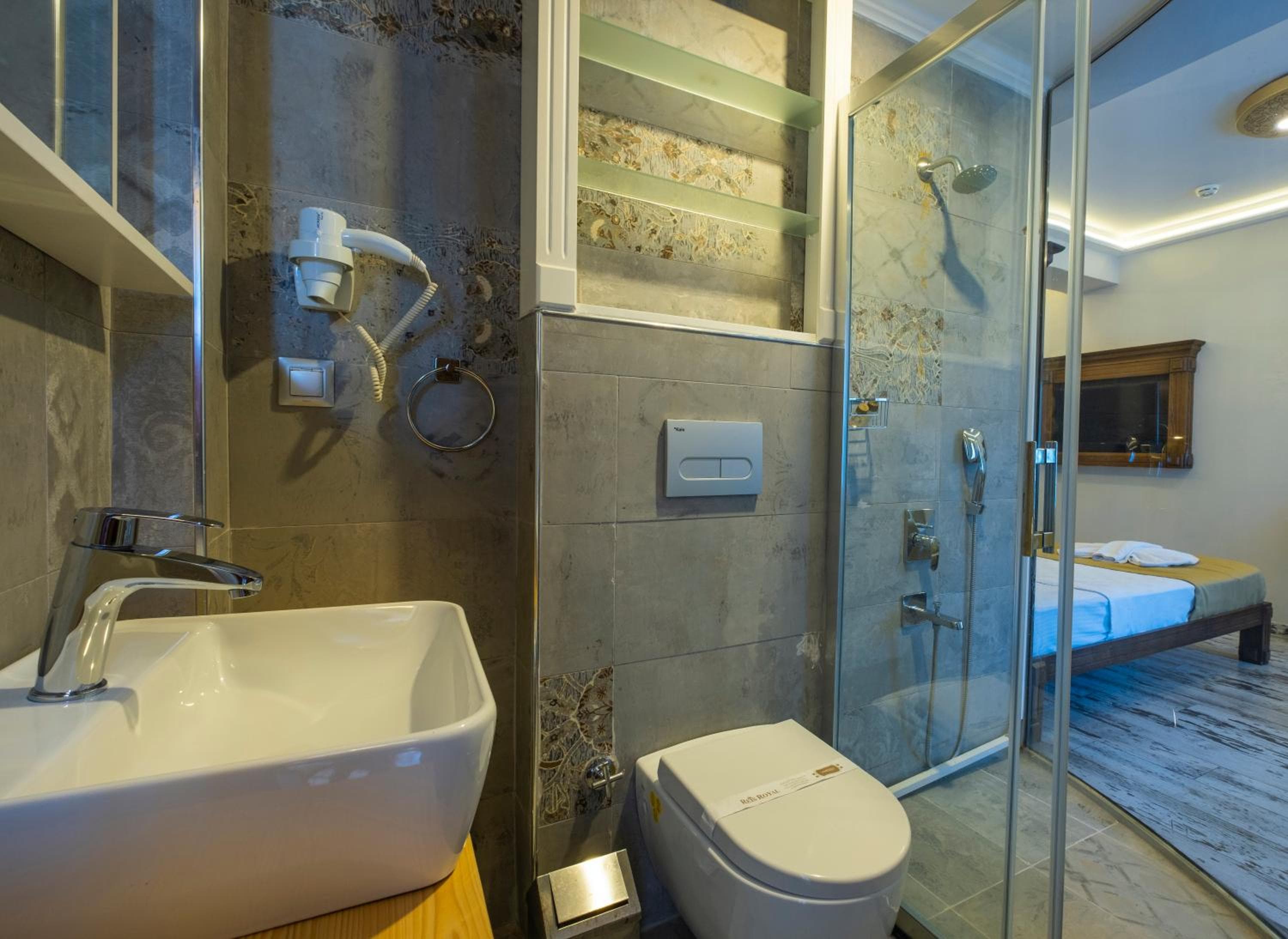 Reis Royal Hotel