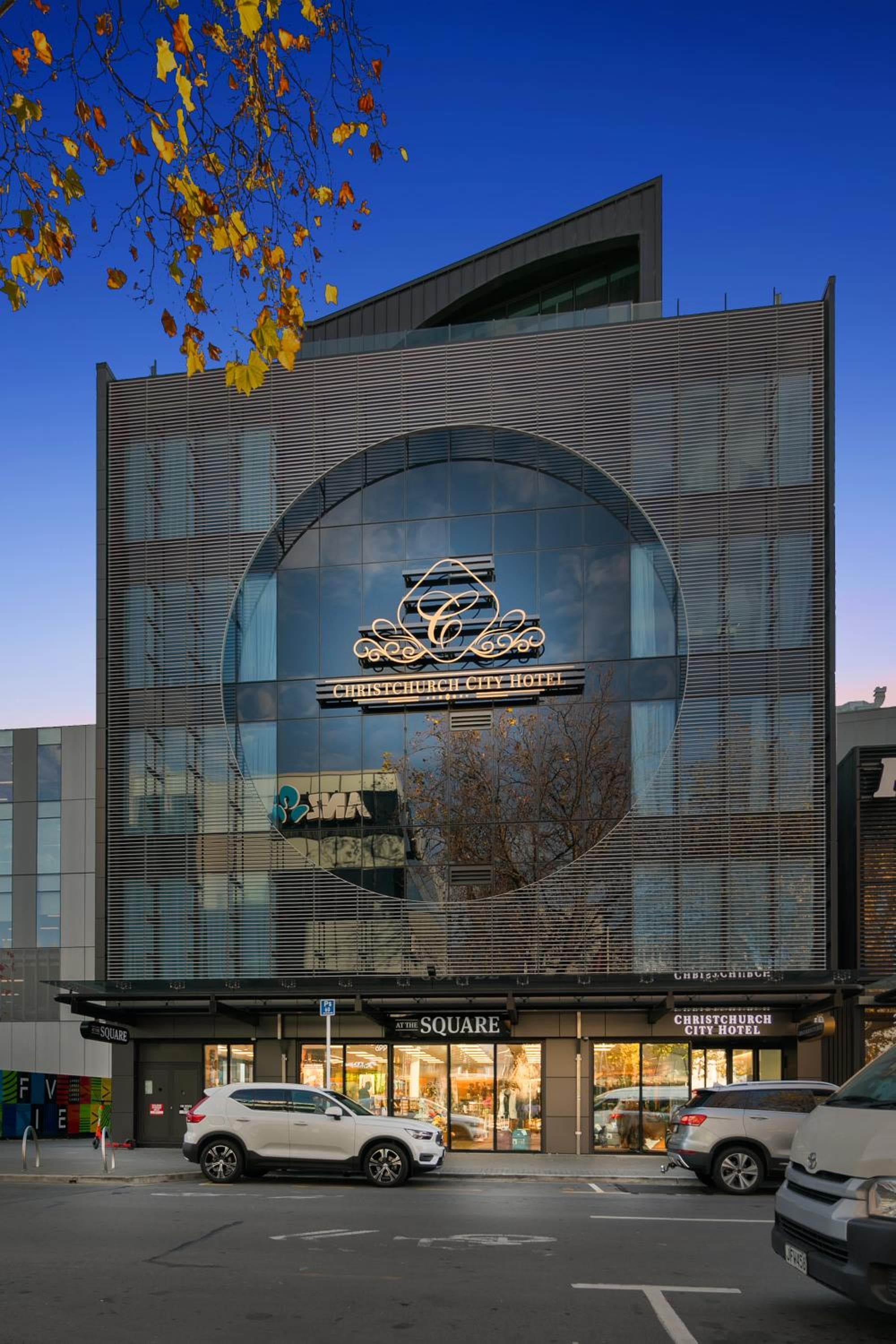 Christchurch City Hotel