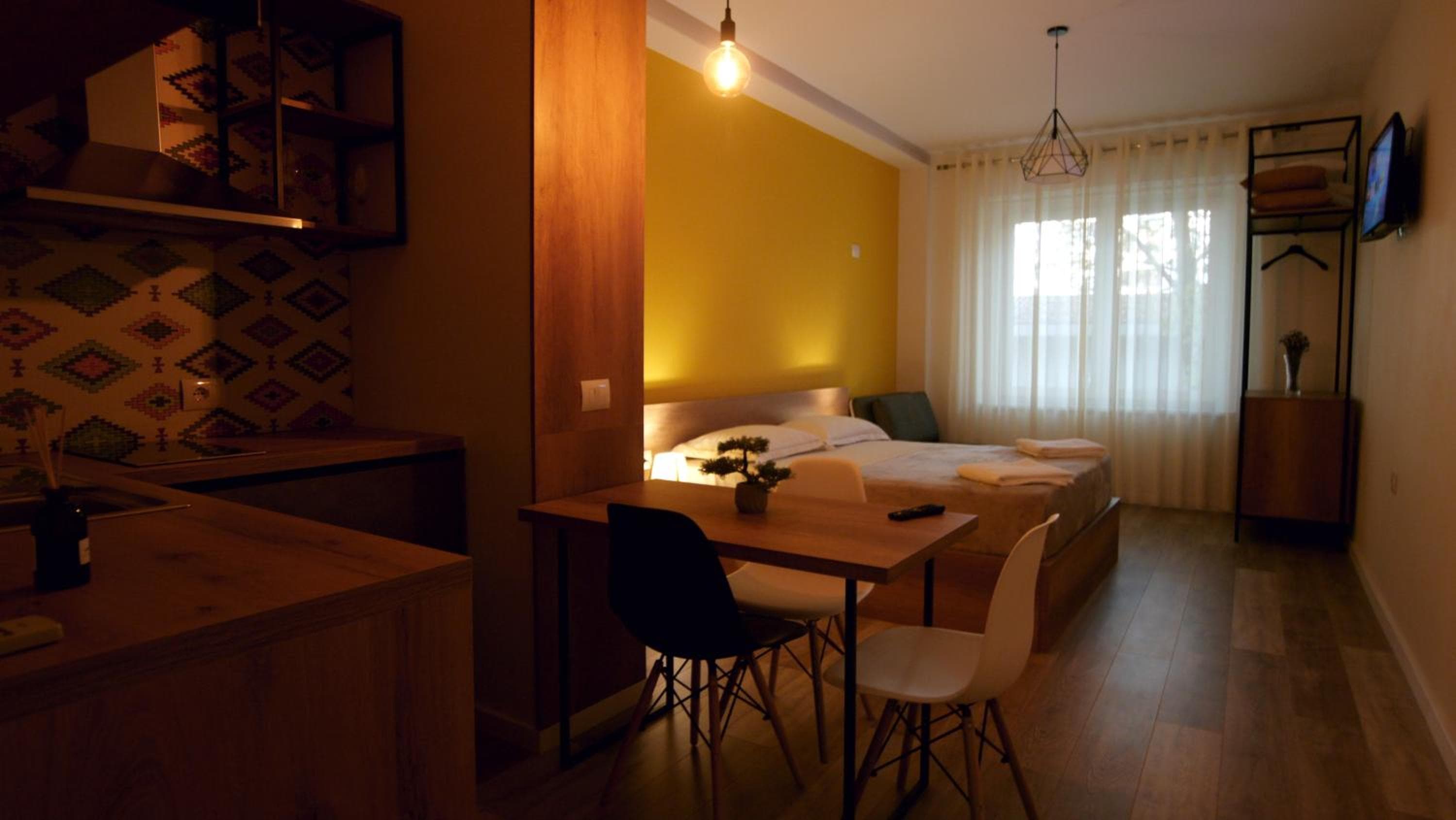 KONI's Studio Apartments