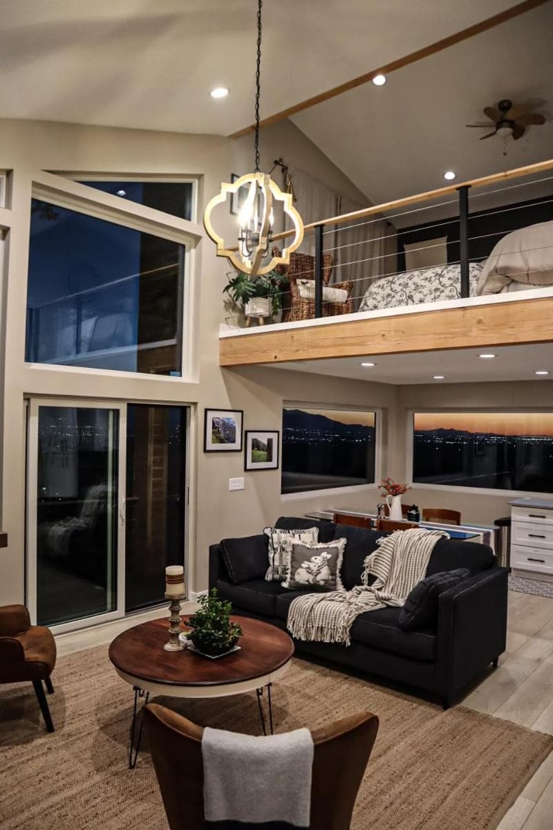 Luxury Alpine Treehouse