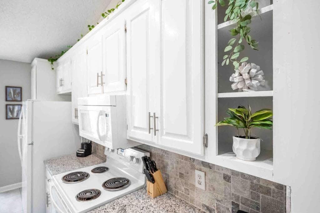 Cozy Boho Kildaire Farms Home- near Downtown