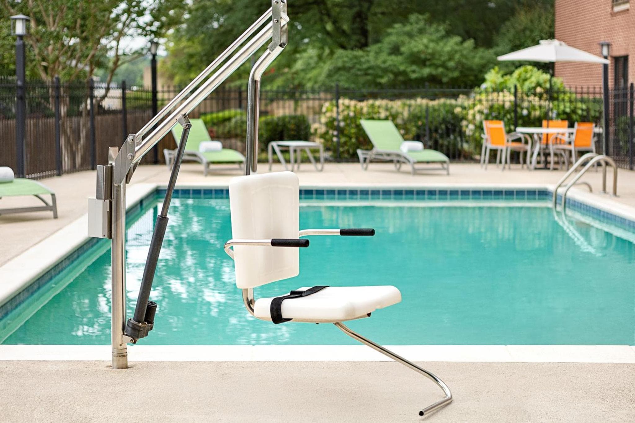 Holiday Inn Express & Suites Greenville-Downtown by IHG