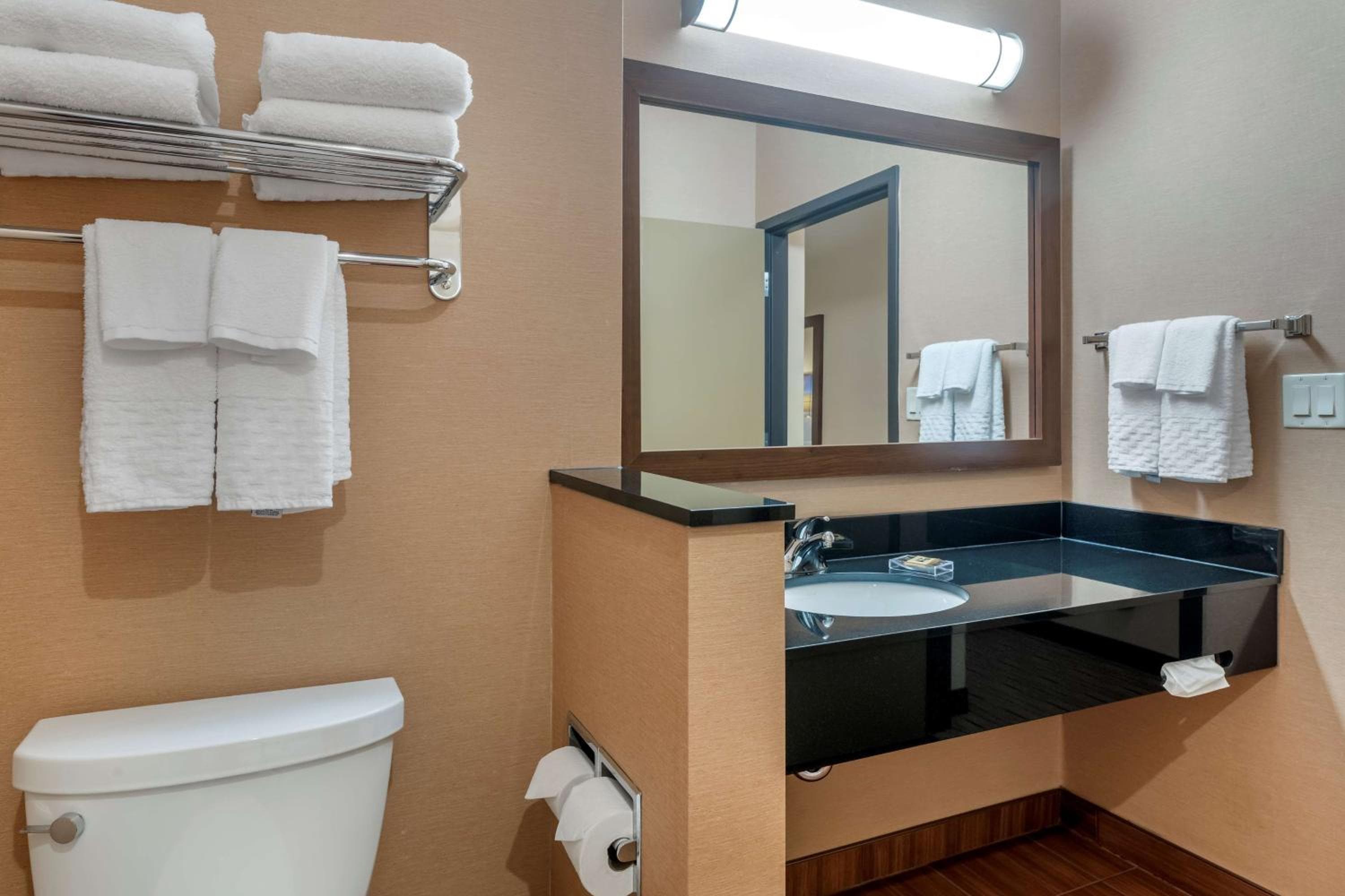 Best Western Plus, Bathurst Hotel & Suites