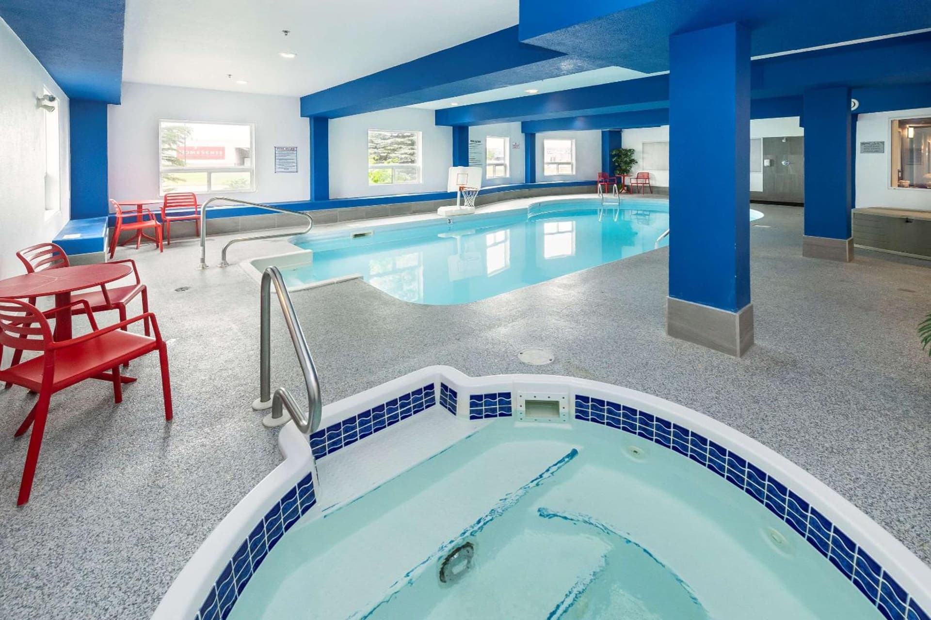 Comfort Inn & Suites Medicine Hat Shopping Centre