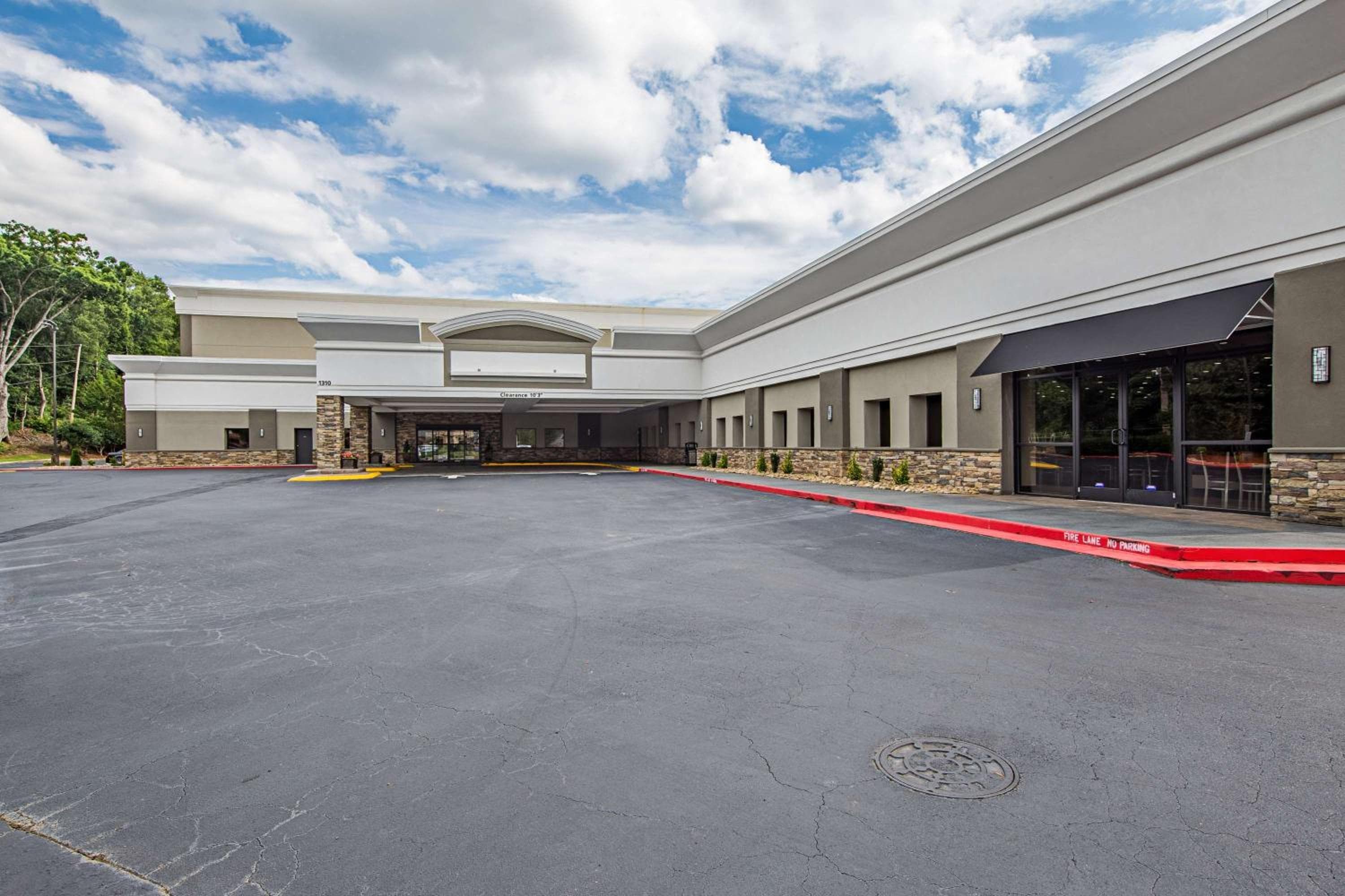 Best Western Plus Clemson Hotel & Conference Center