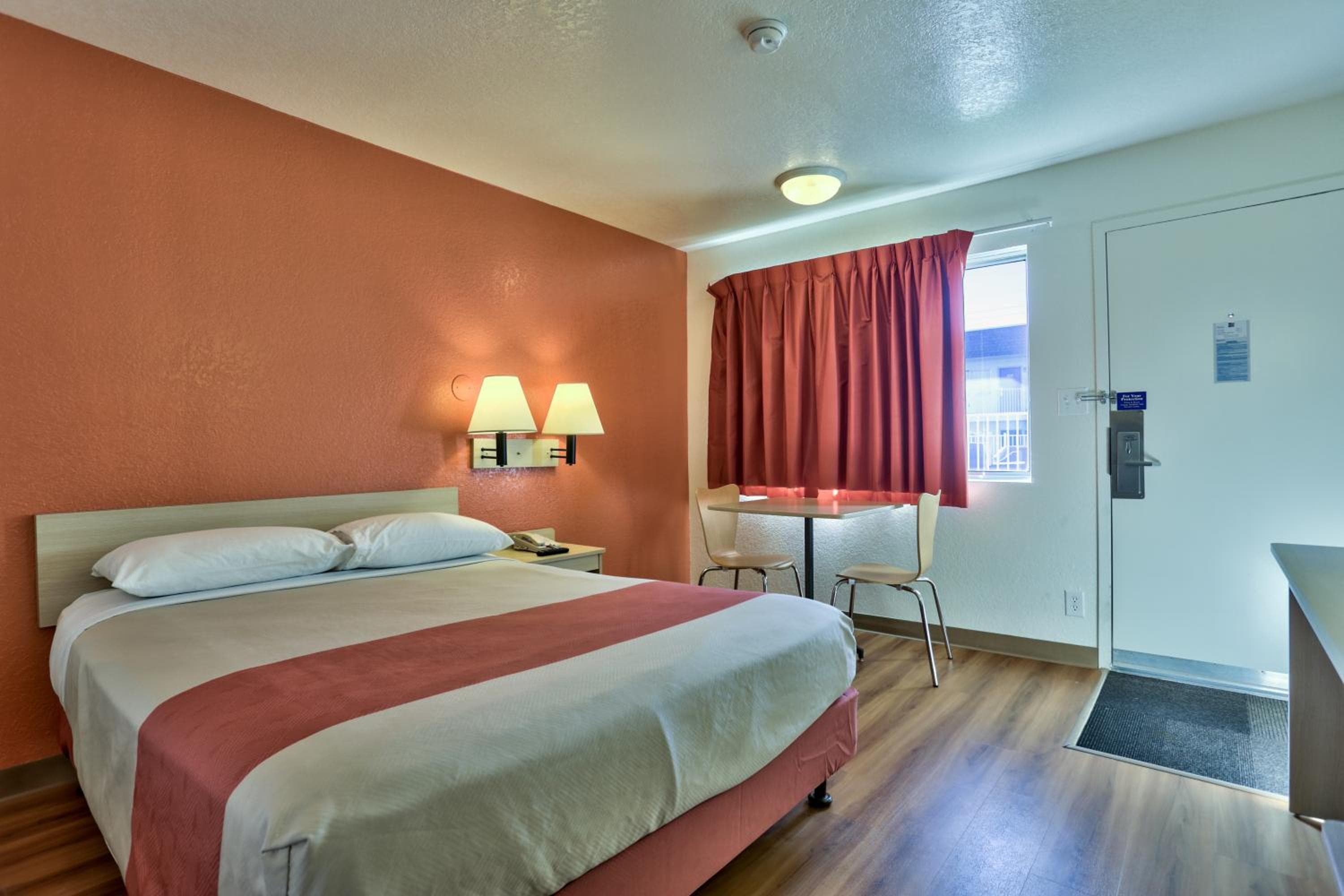 Motel 6-Flagstaff, AZ - Butler