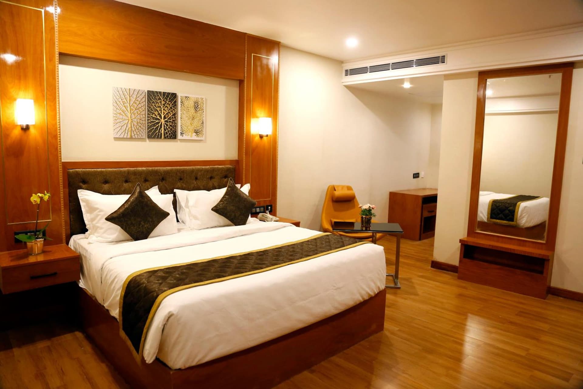 Leroy Grand - Yeshwanthpur