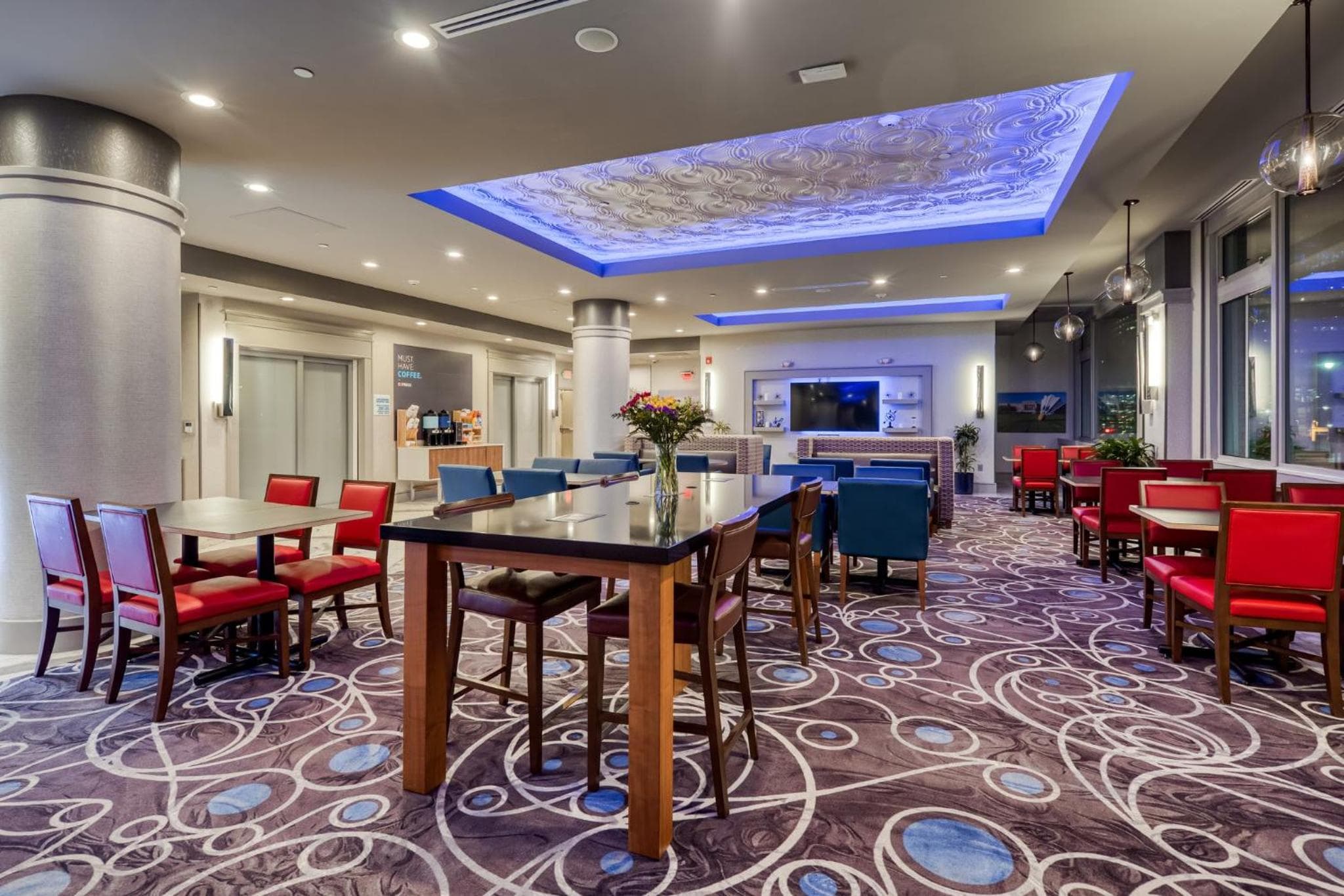 Holiday Inn Express Kansas City Downtown