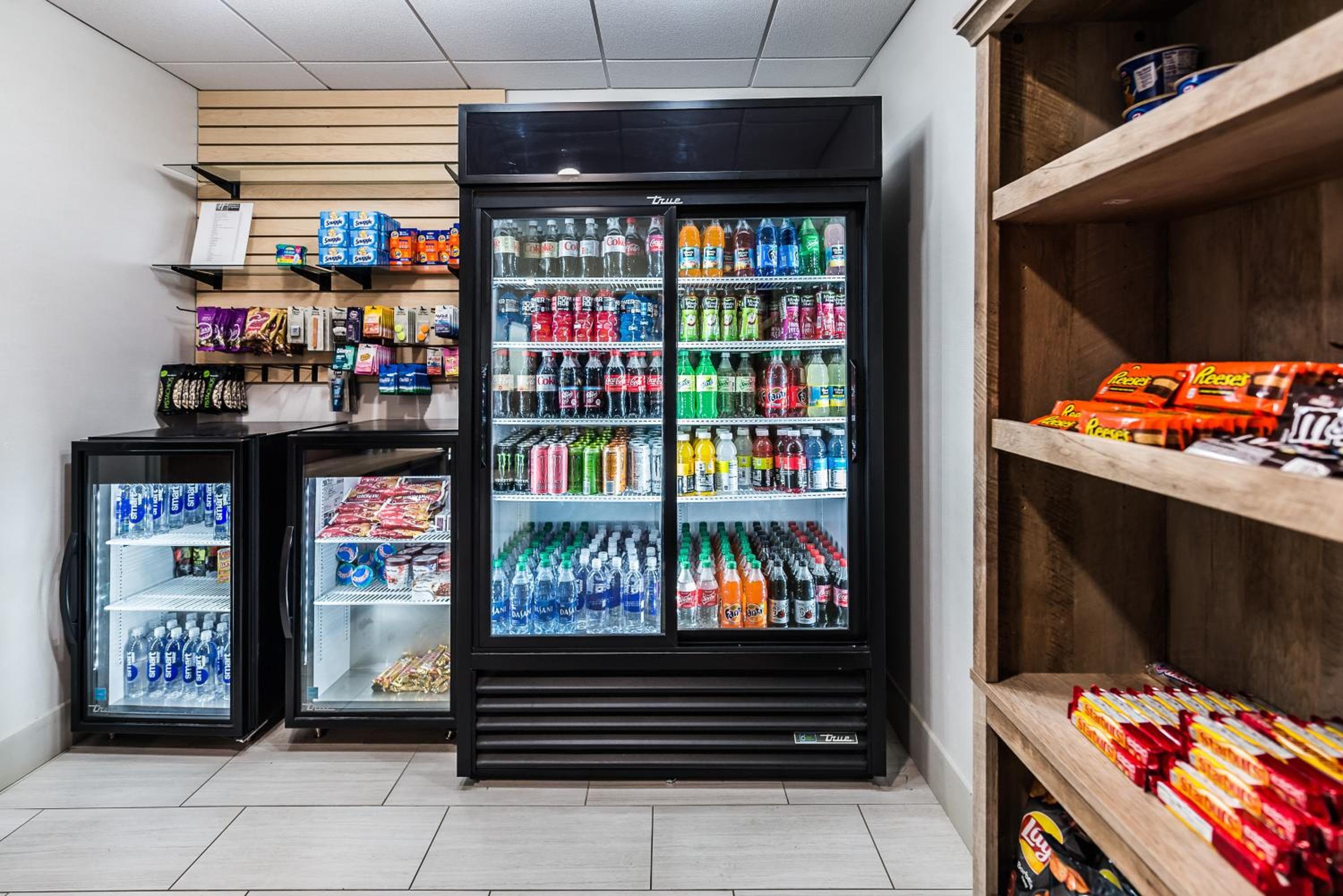 Holiday Inn Express Flint-Campus Area by IHG