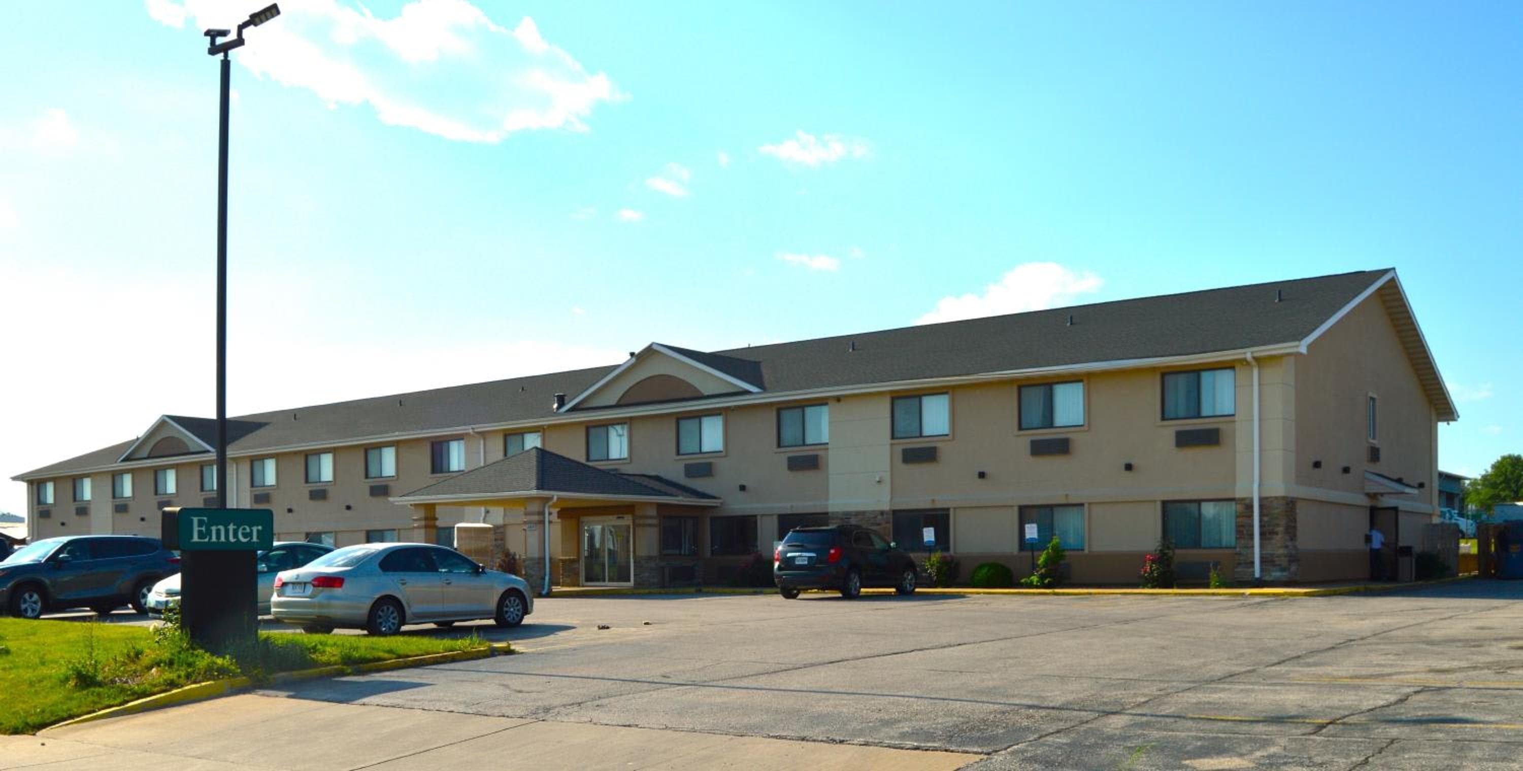 Quality Inn Coralville - Iowa River Landing