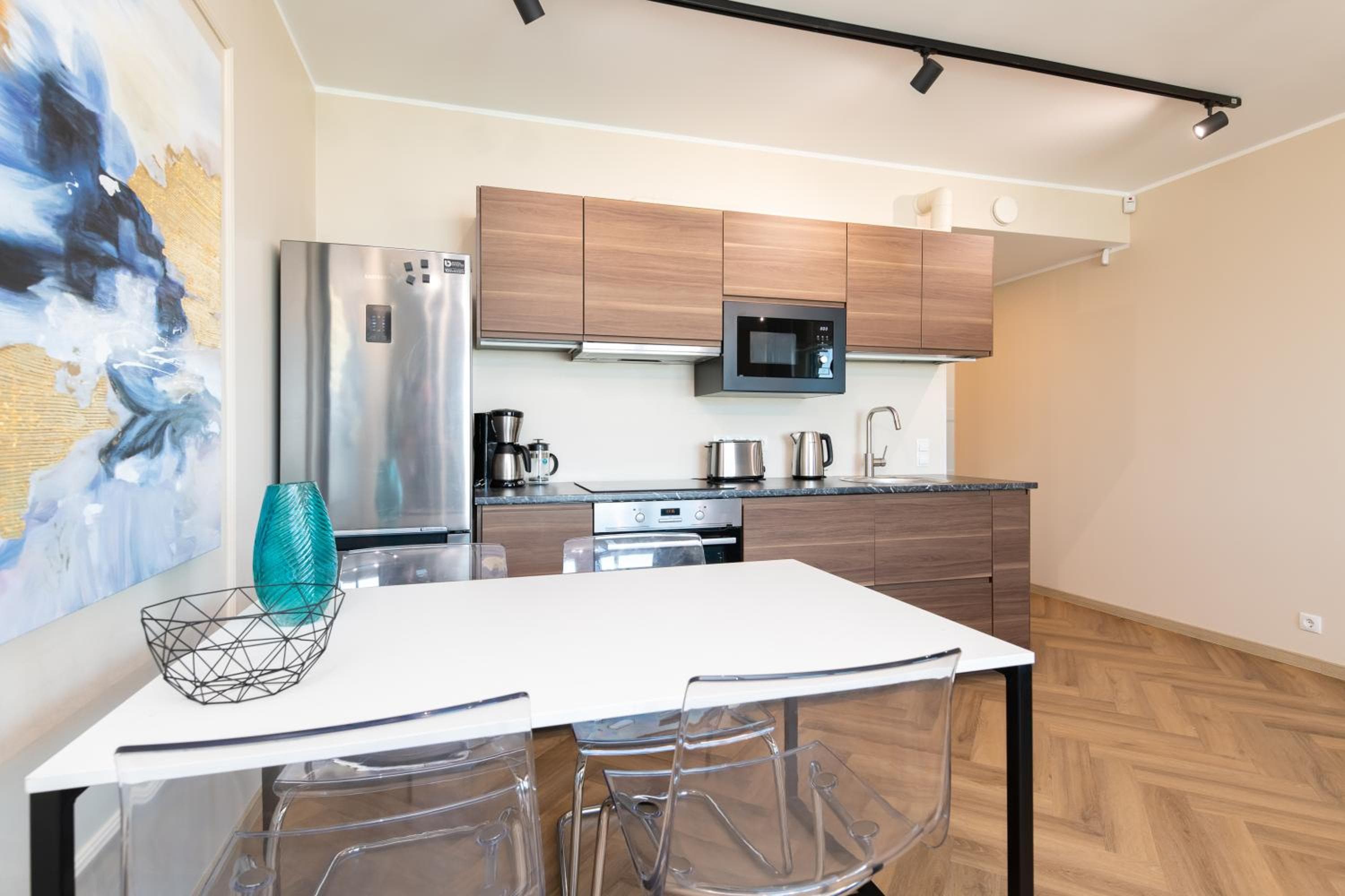 Viru, 2-bedroom with parking by CA