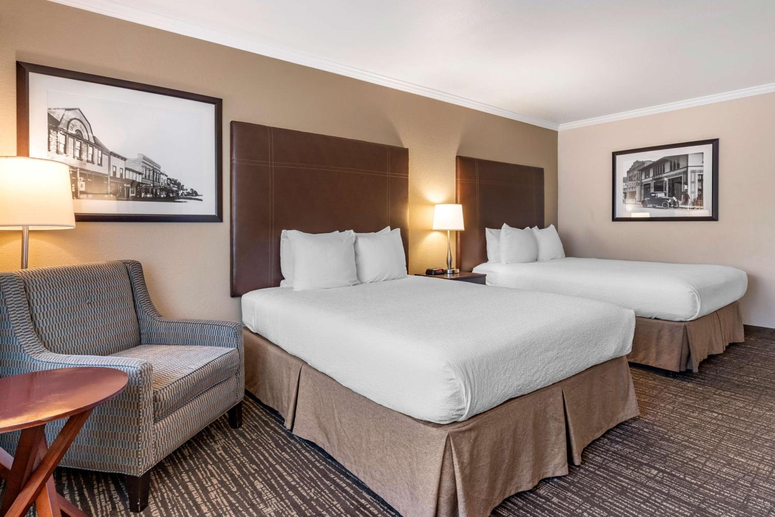 Best Western Plus Garden Court Inn
