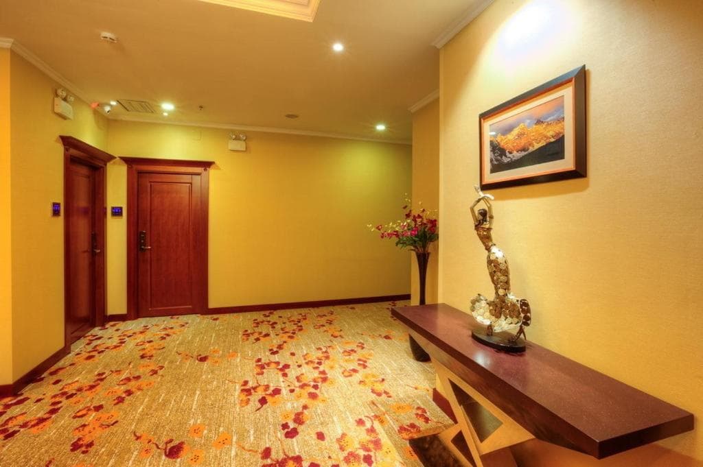 Grand Voyage Hotel