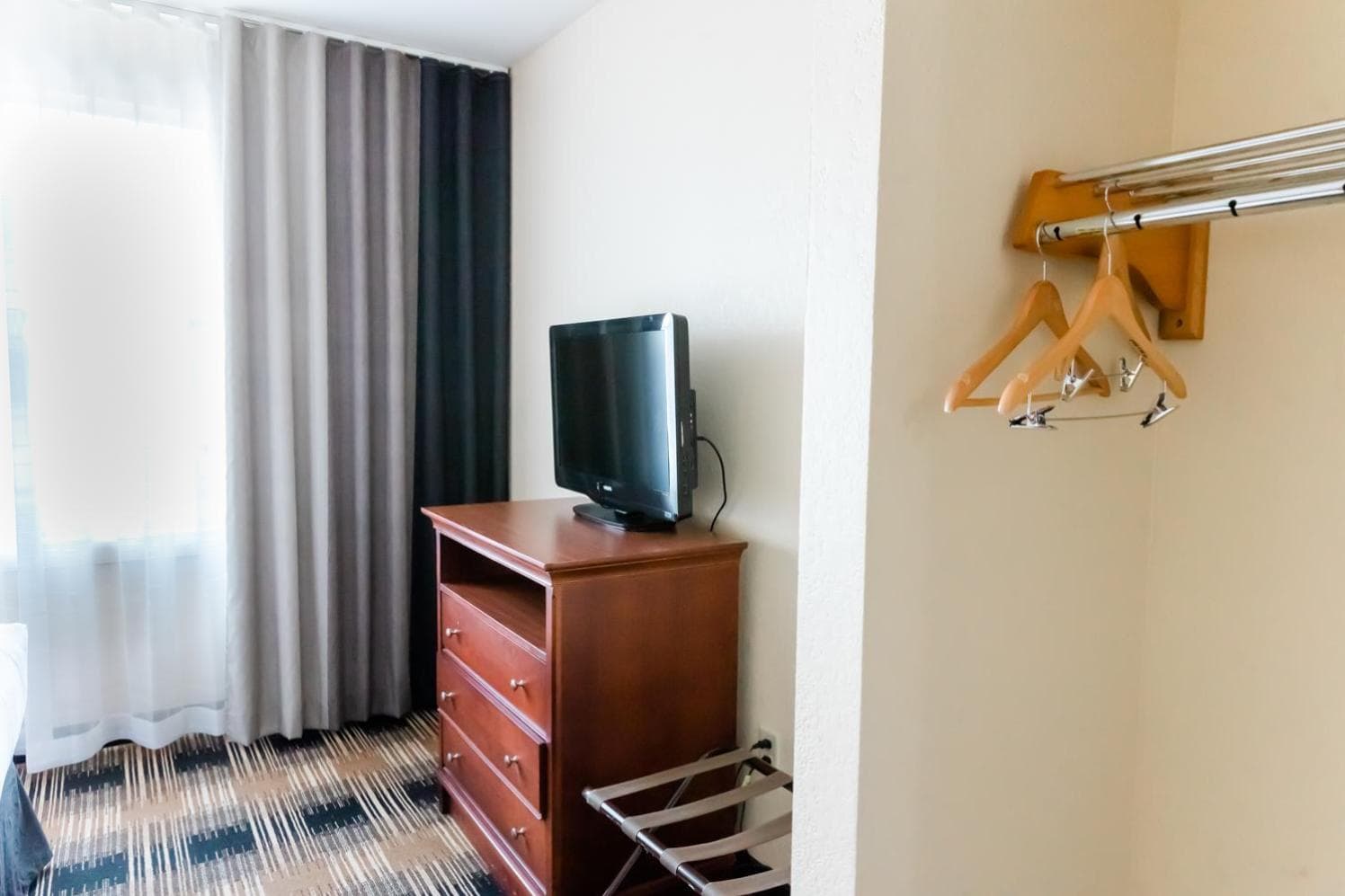 Country Inn & Suites by Radisson, Helen, GA