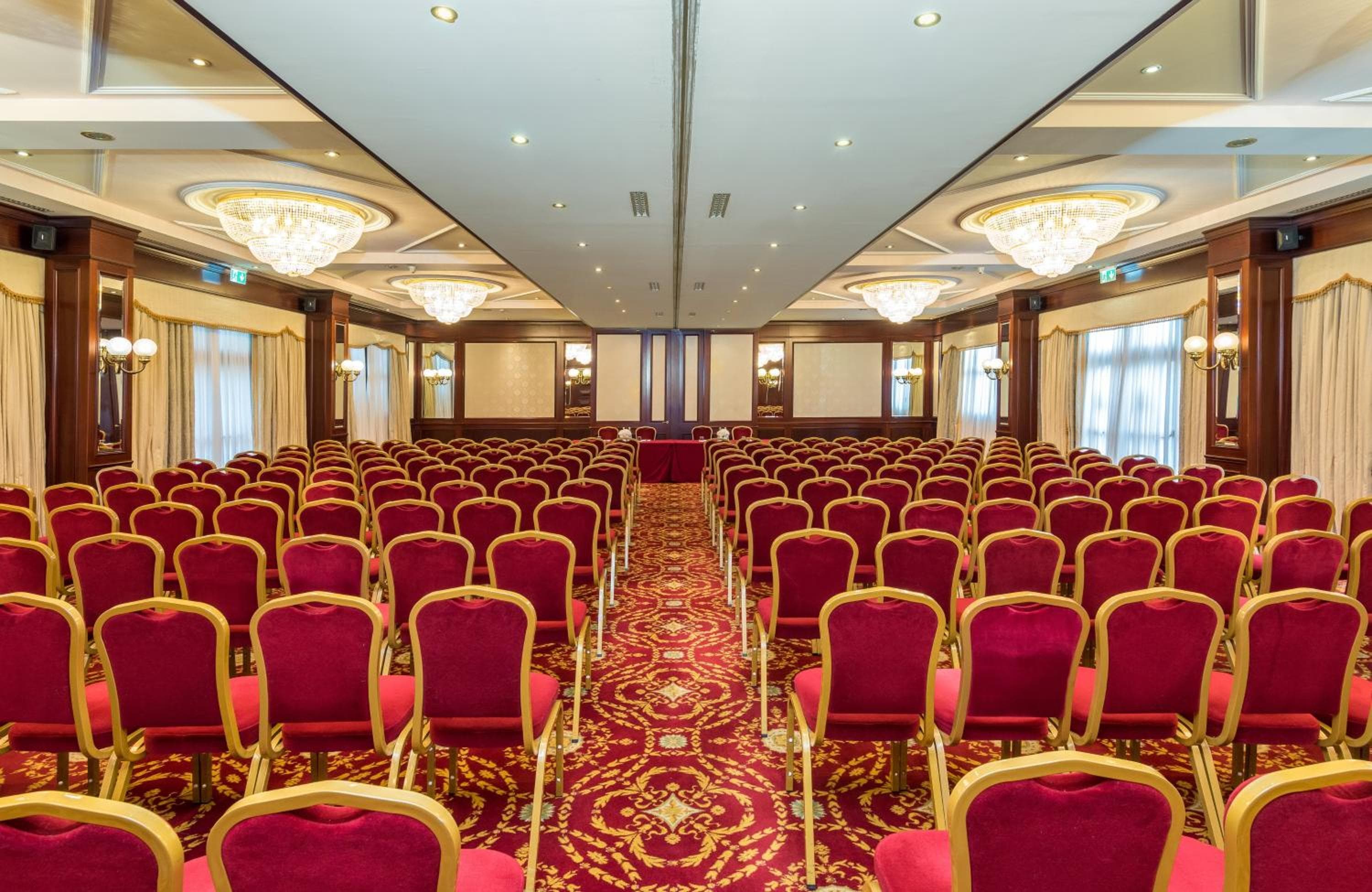 Leonardo Hotel Milan City Center