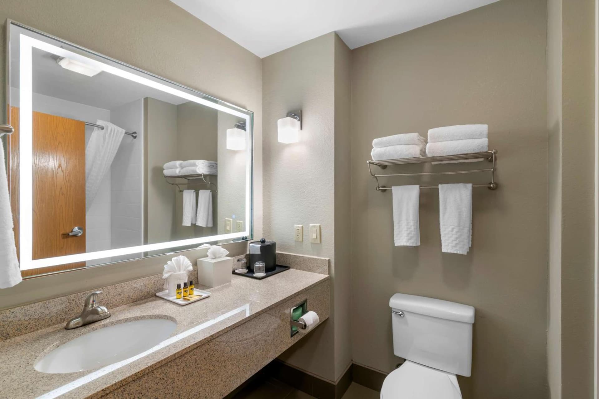 Best Western Plus Denton Inn & Suites