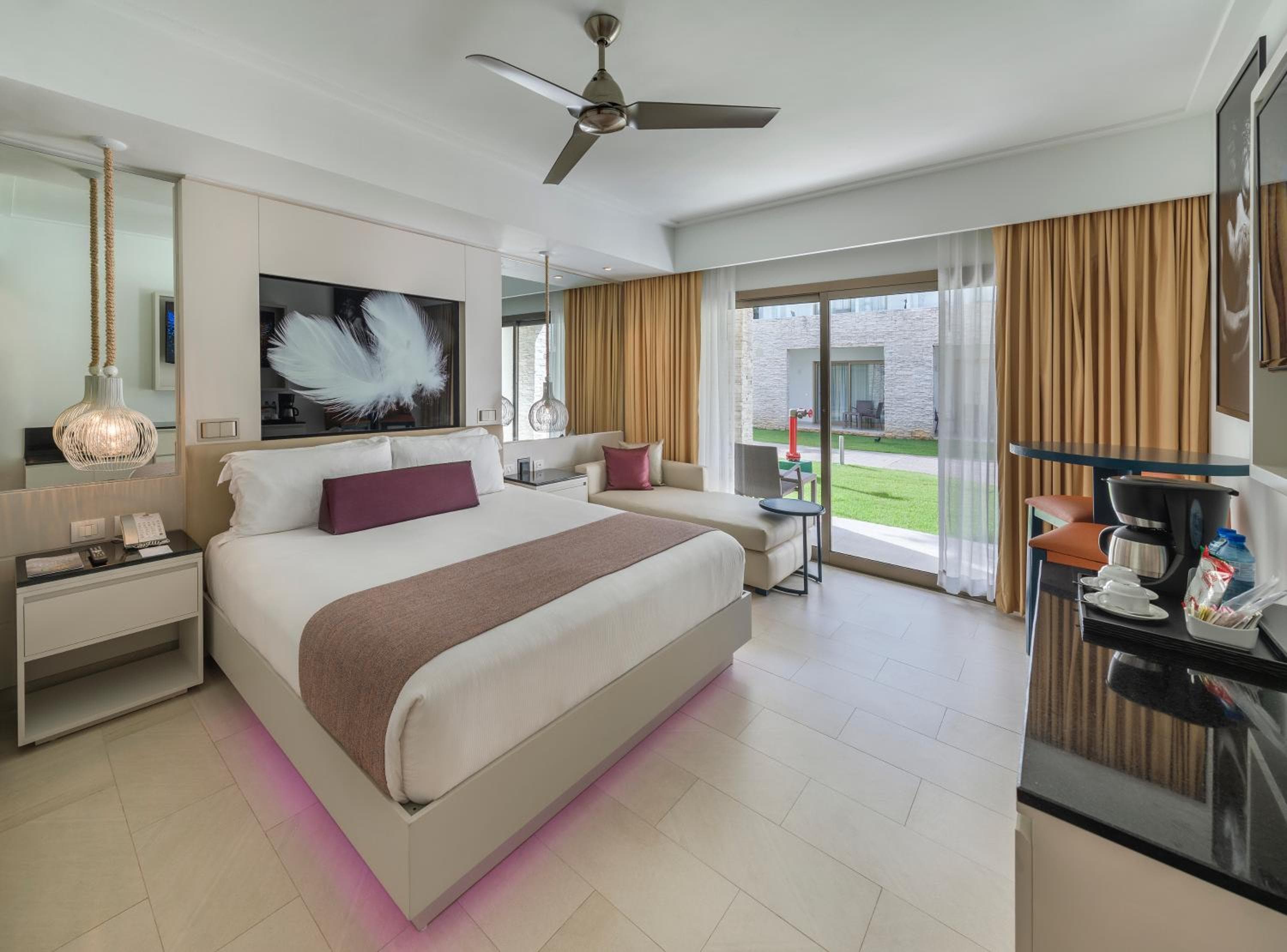 Royalton CHIC Punta Cana, An Autograph Collection All-Inclusive Resort & Casino, Adults Only
