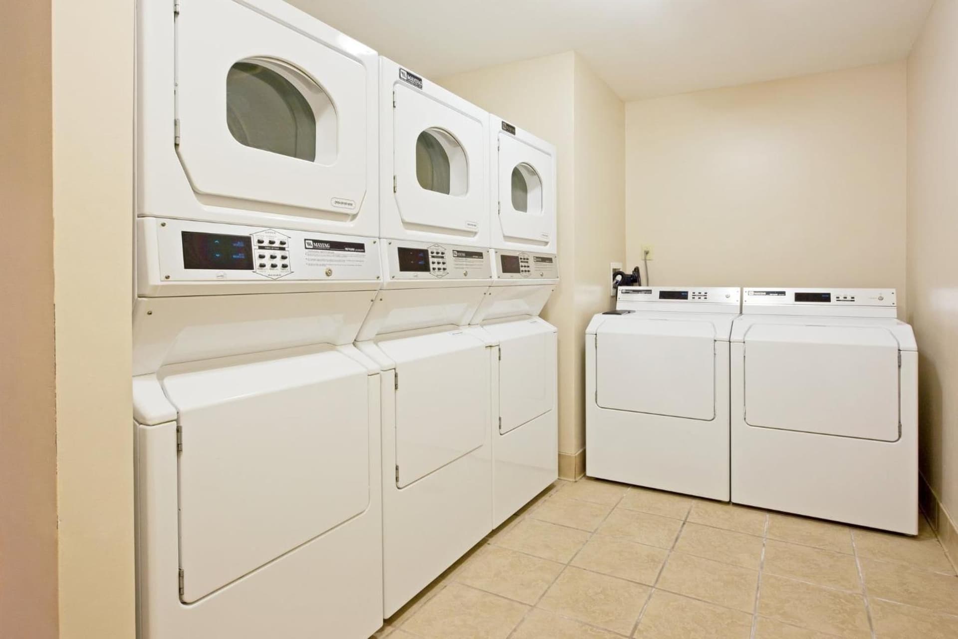 Staybridge Suites-Philadelphia/Mount Laurel by IHG