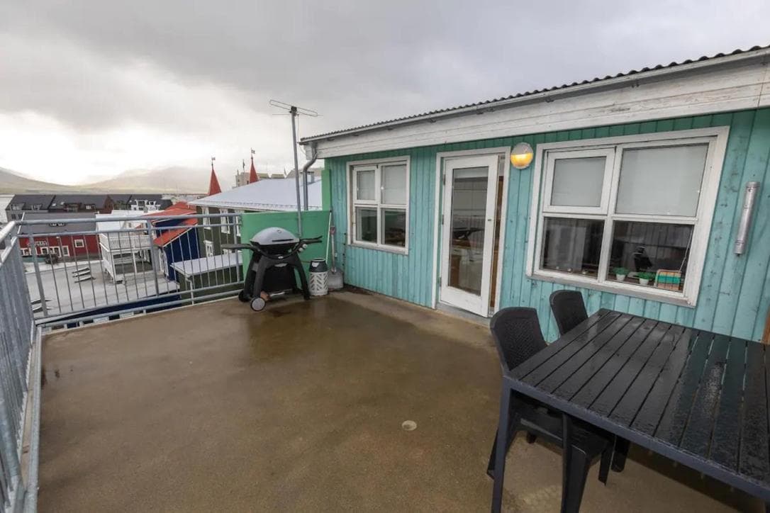 Penthouse on the main street, town center Akureyri