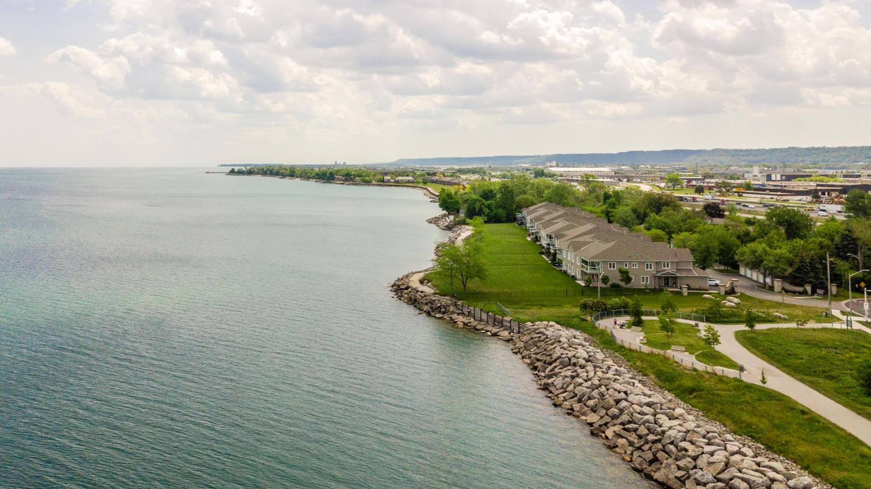 GlobalStay Waterfront 5 Bedroom Townhouse Hot tub Sauna Stoney Creek