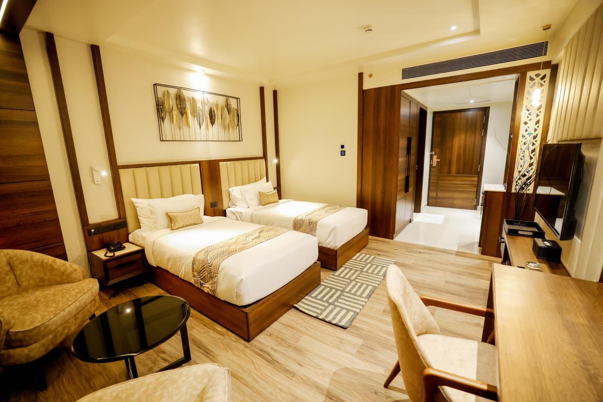 AJ Grand Hotel
